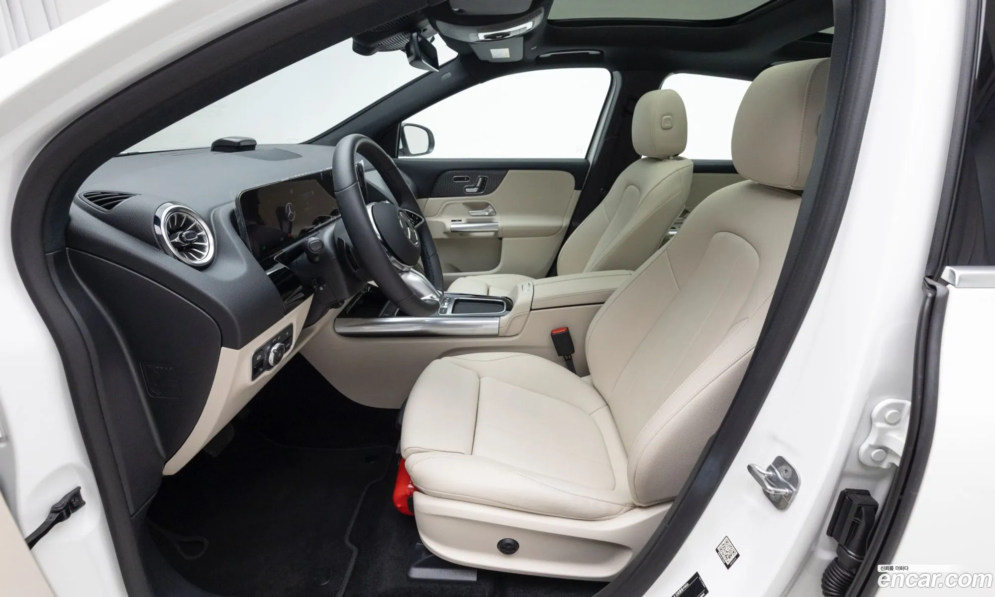 Mercedes-Benz EQA H243 2025 — 3