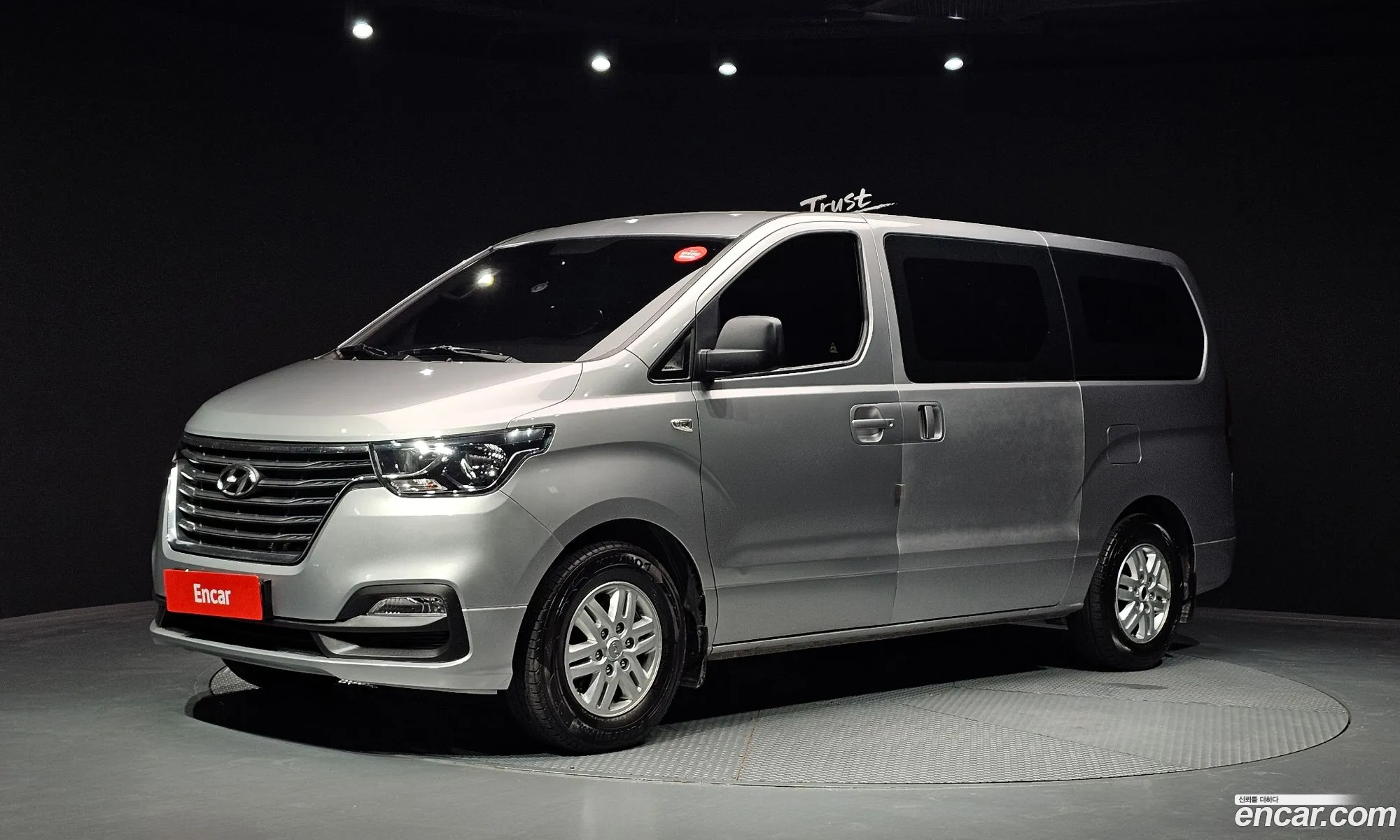 Hyundai Grand Starex 2019 — 2