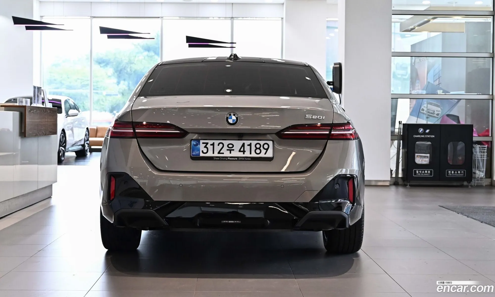 BMW 5 Series 2025 — 5