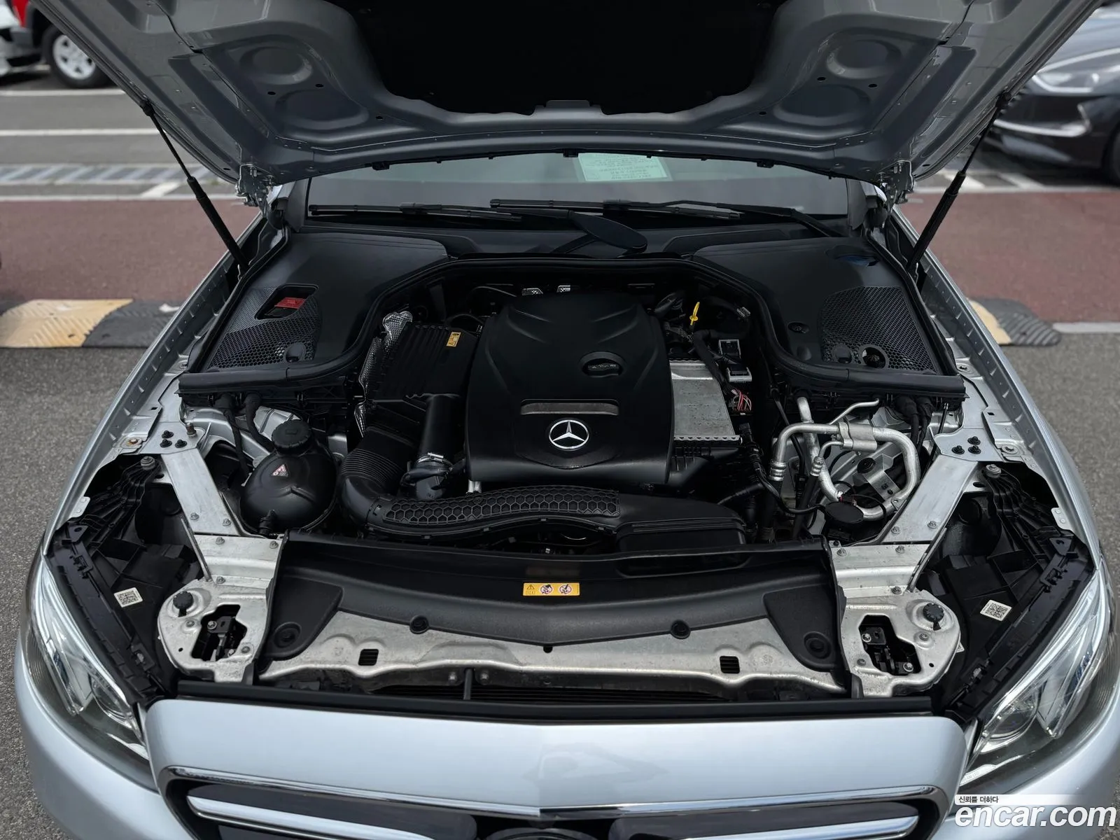 Mercedes-Benz E-Class W213 2016 — 13