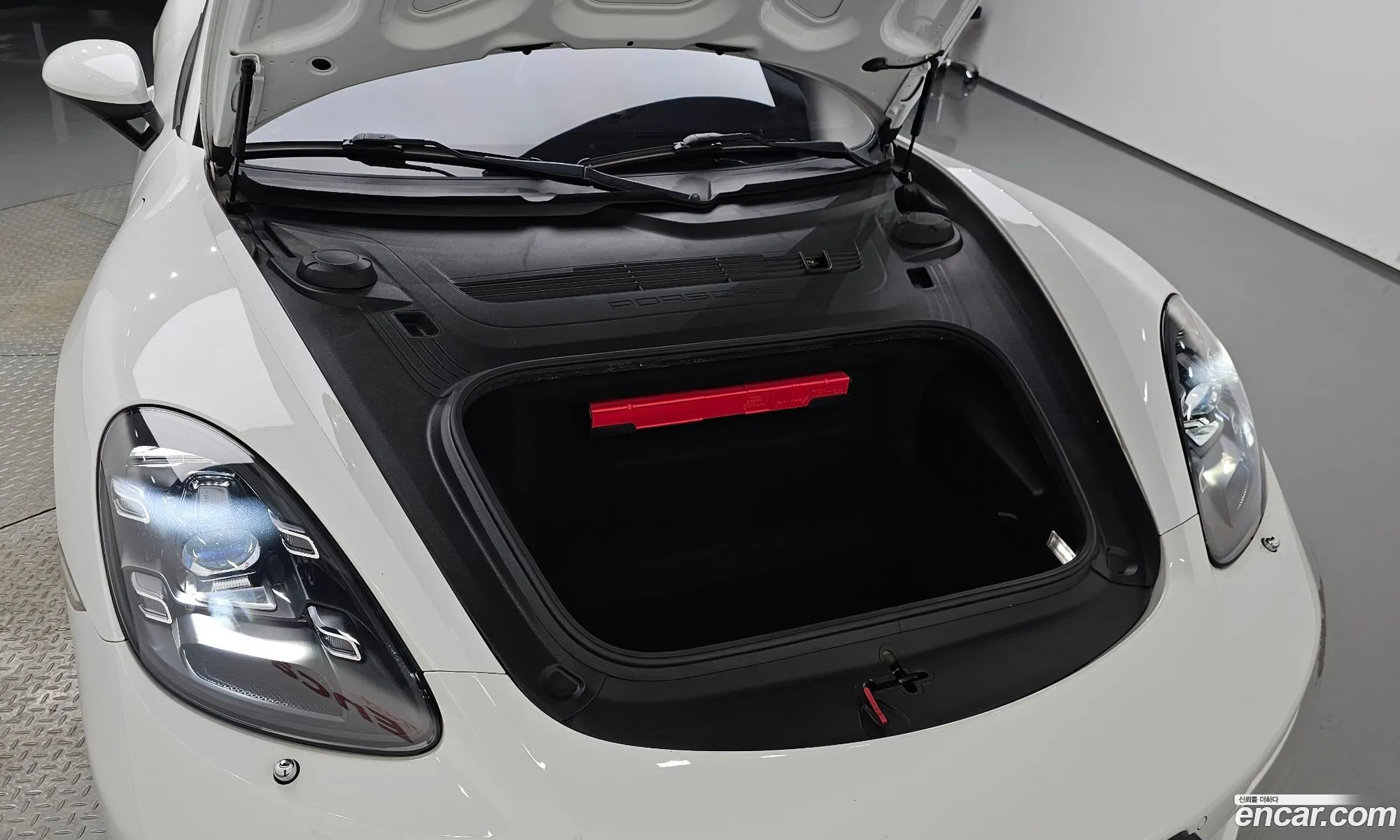 Porsche 718 Boxster 2018 WP0CB2980JS228291 — 12