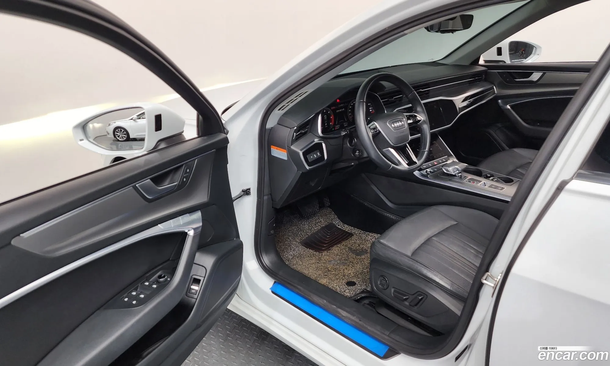 Audi A6 2021 WAUZZZF22MN012537 — 12