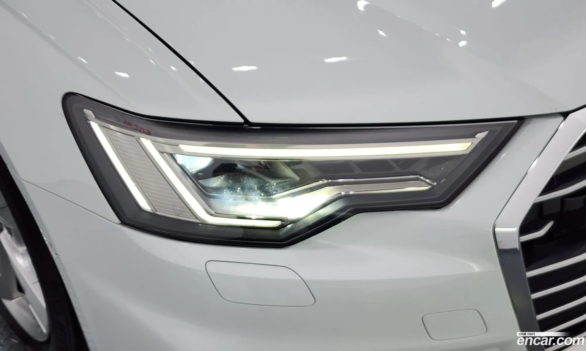 Audi A6 2021 WAUZZZF22MN012537 — 10