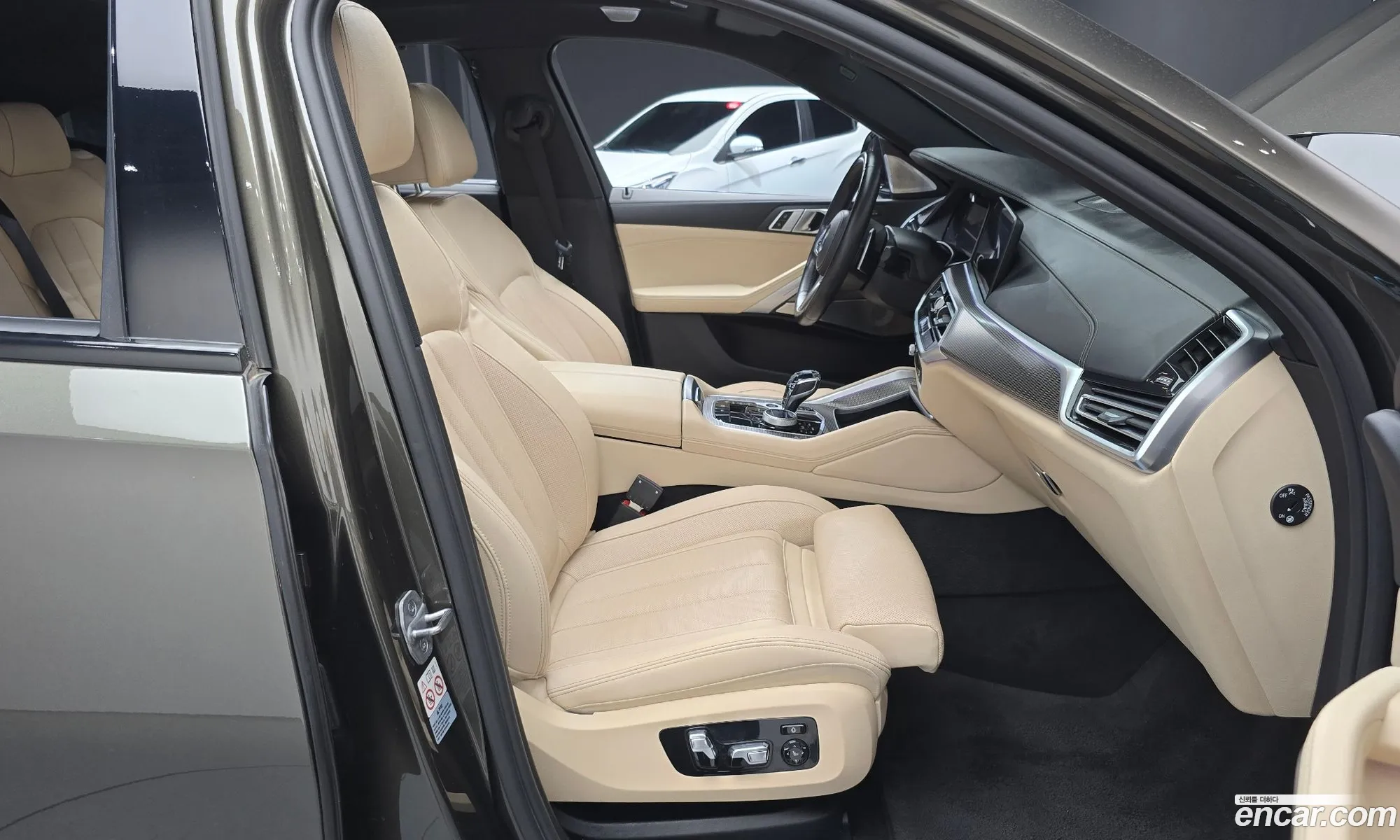 BMW X6 2021 — 8