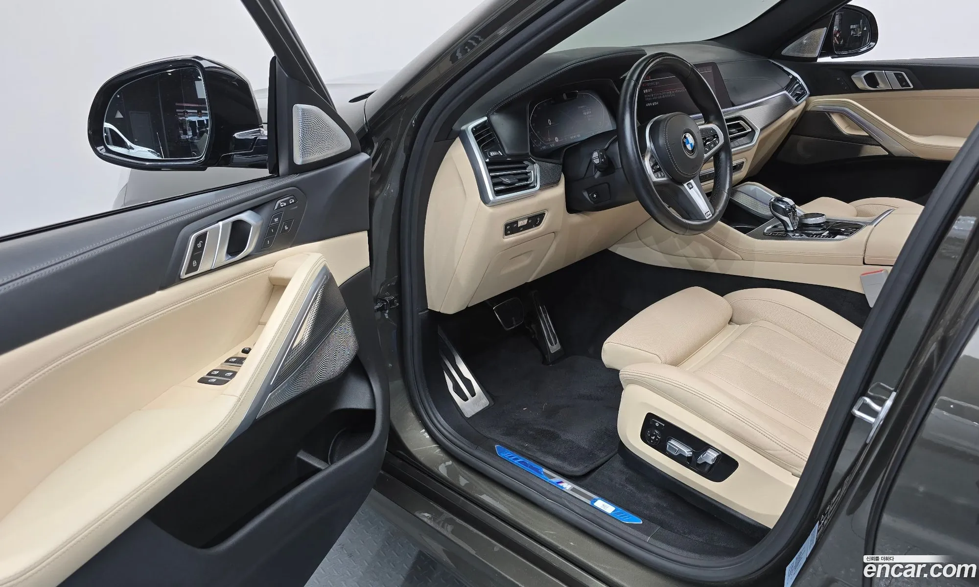BMW X6 2021 — 7