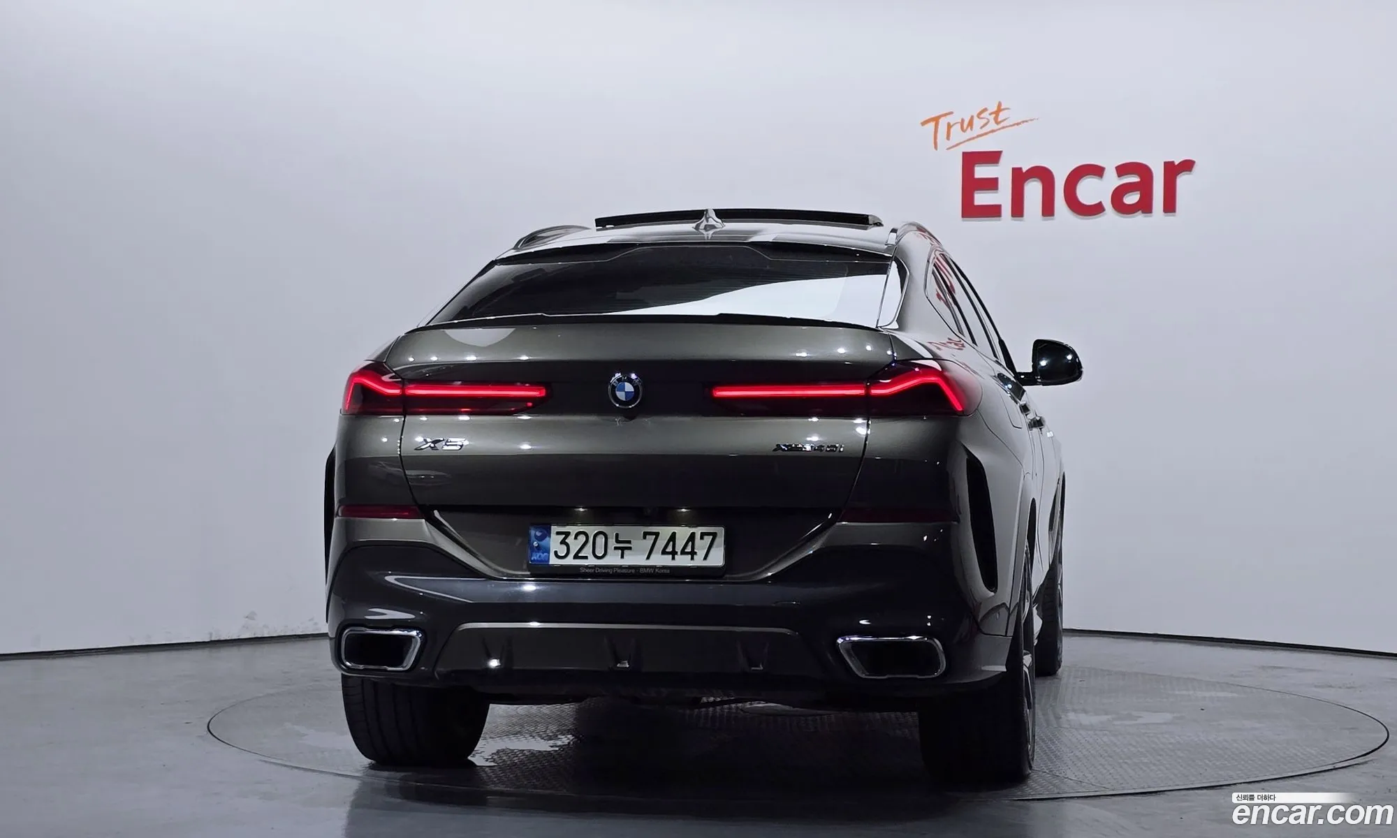 BMW X6 2021 — 11