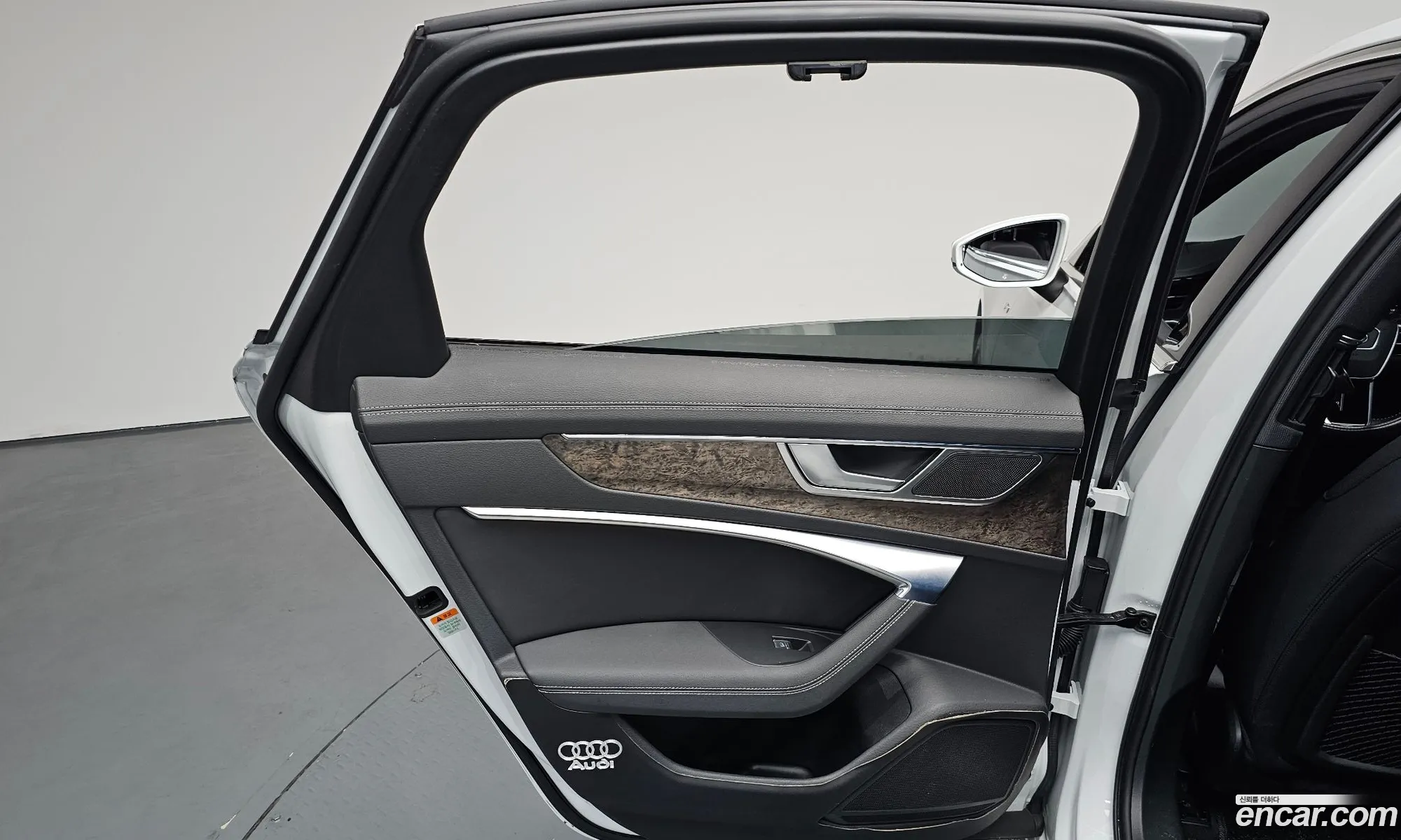 Audi A6 2021 WAUZZZF22MN023294 — 9