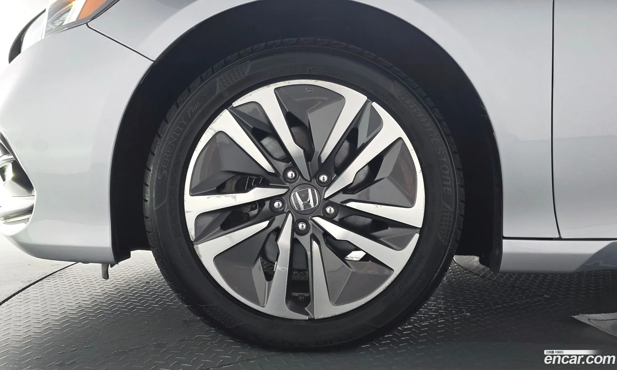 Honda Accord 10th Gen 2019 1HGCV3690KA510864 — 5