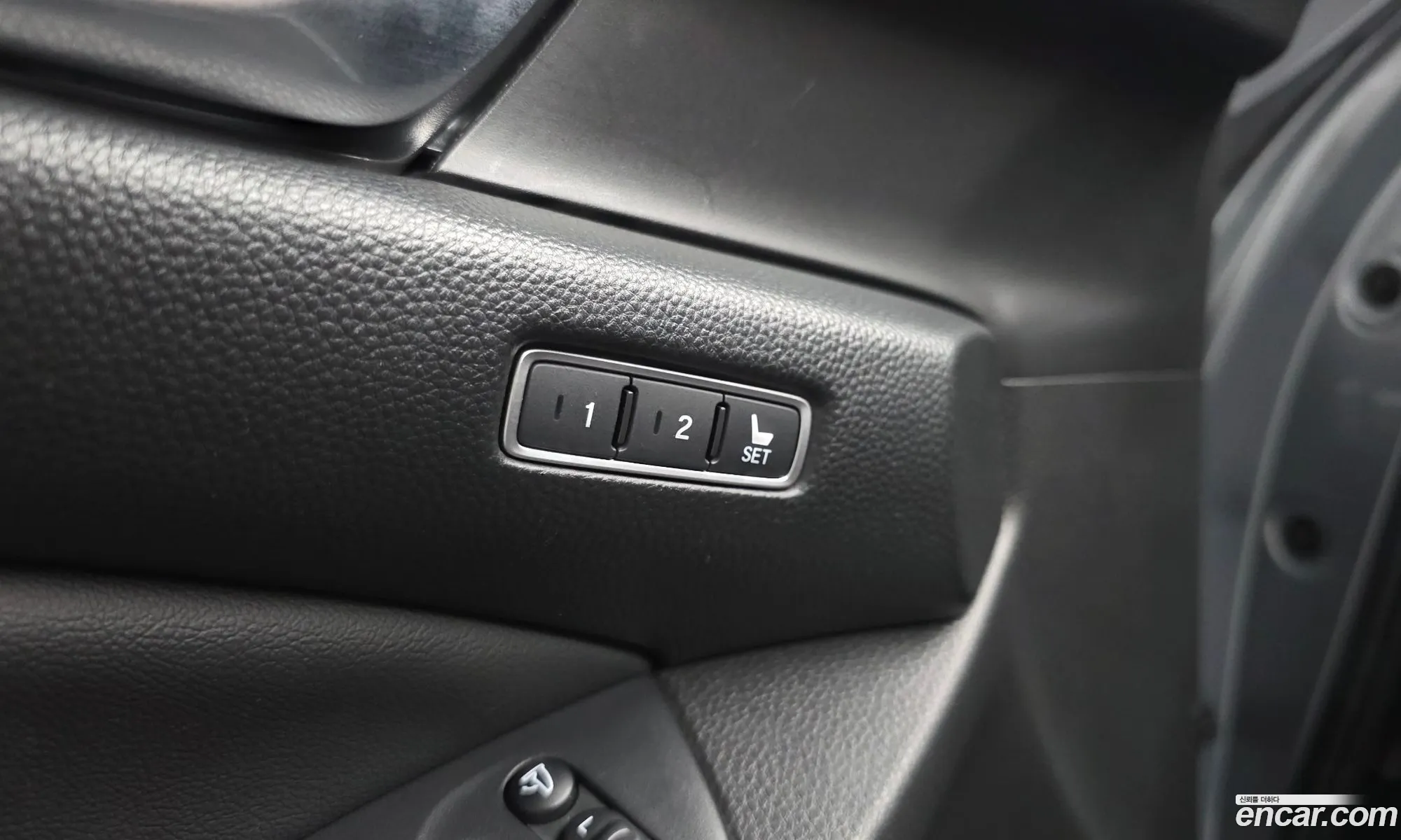 Honda Accord 10th Gen 2019 1HGCV3690KA510864 — 34