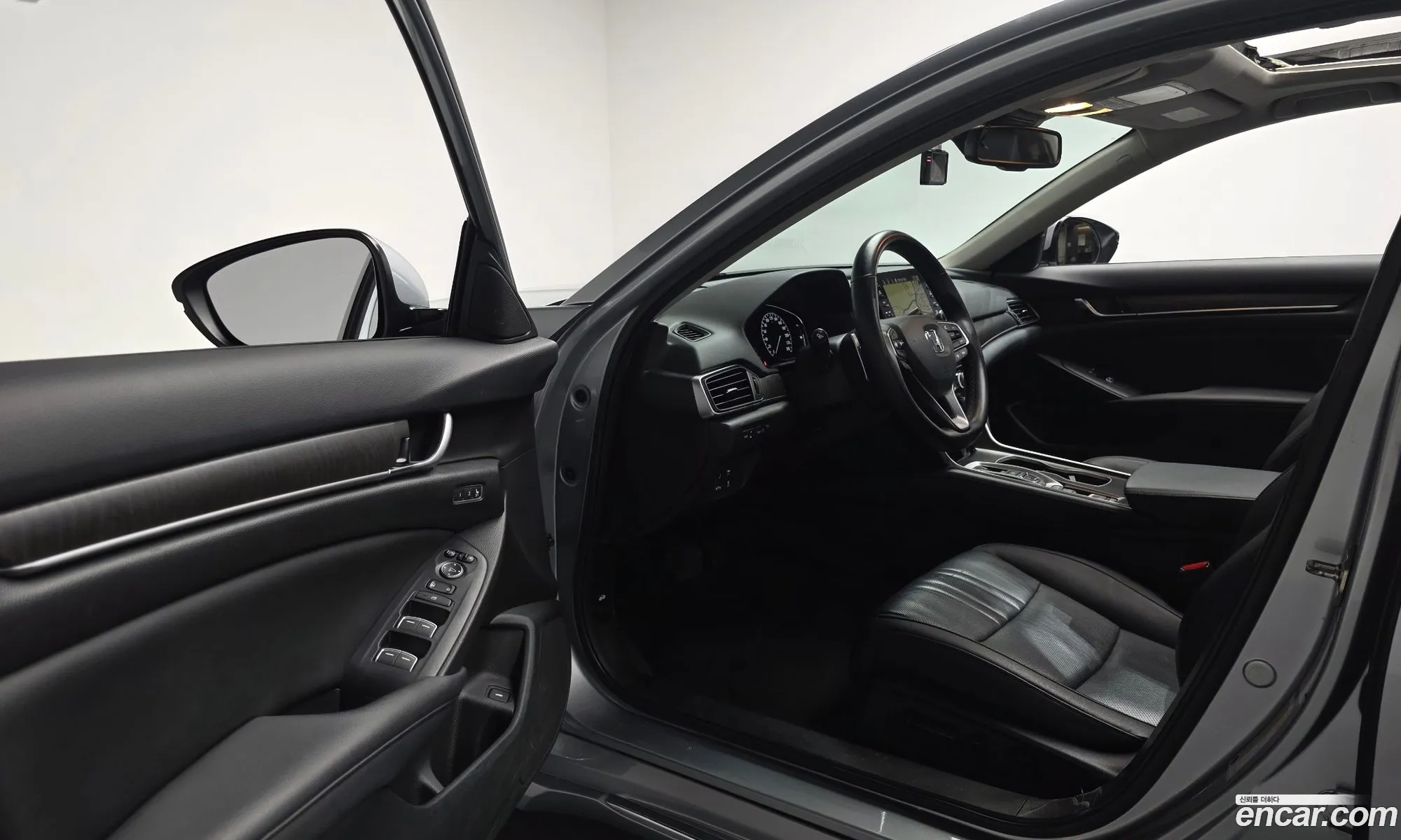 Honda Accord 10th Gen 2019 1HGCV3690KA510864 — 9