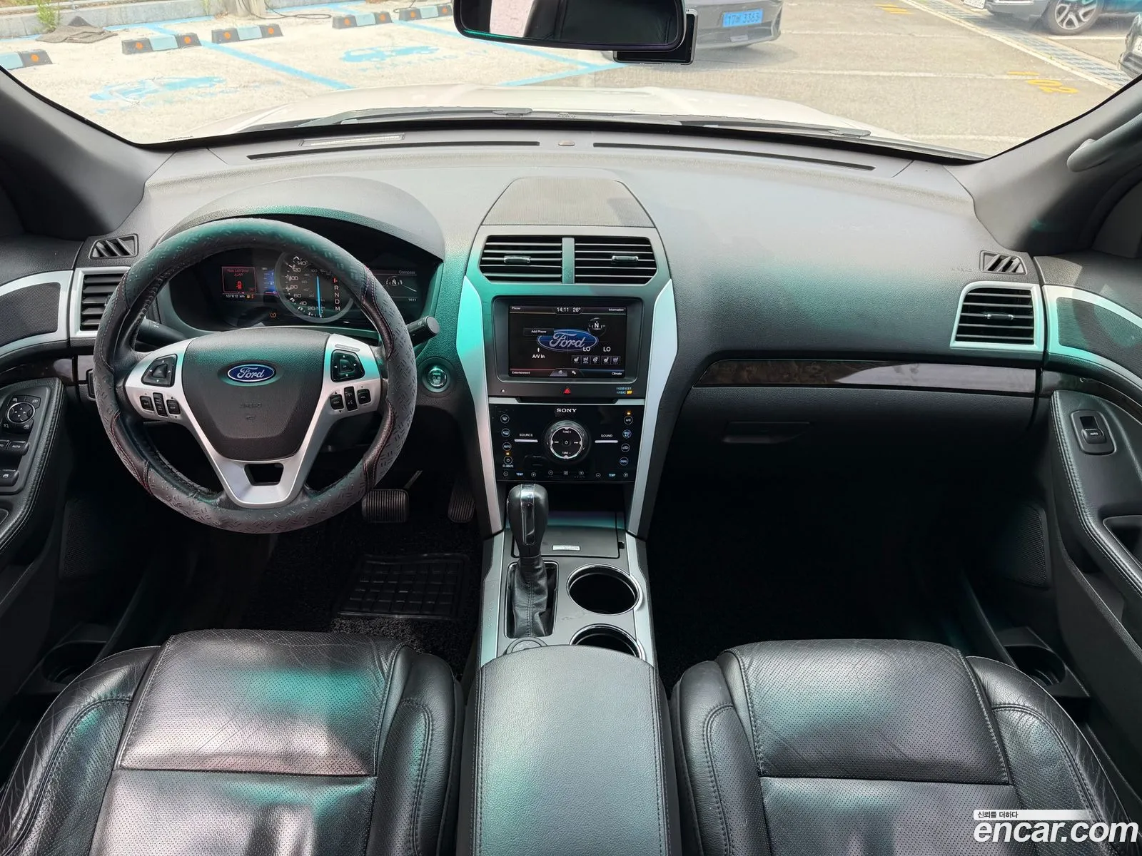 Ford Explorer 2013 — 11