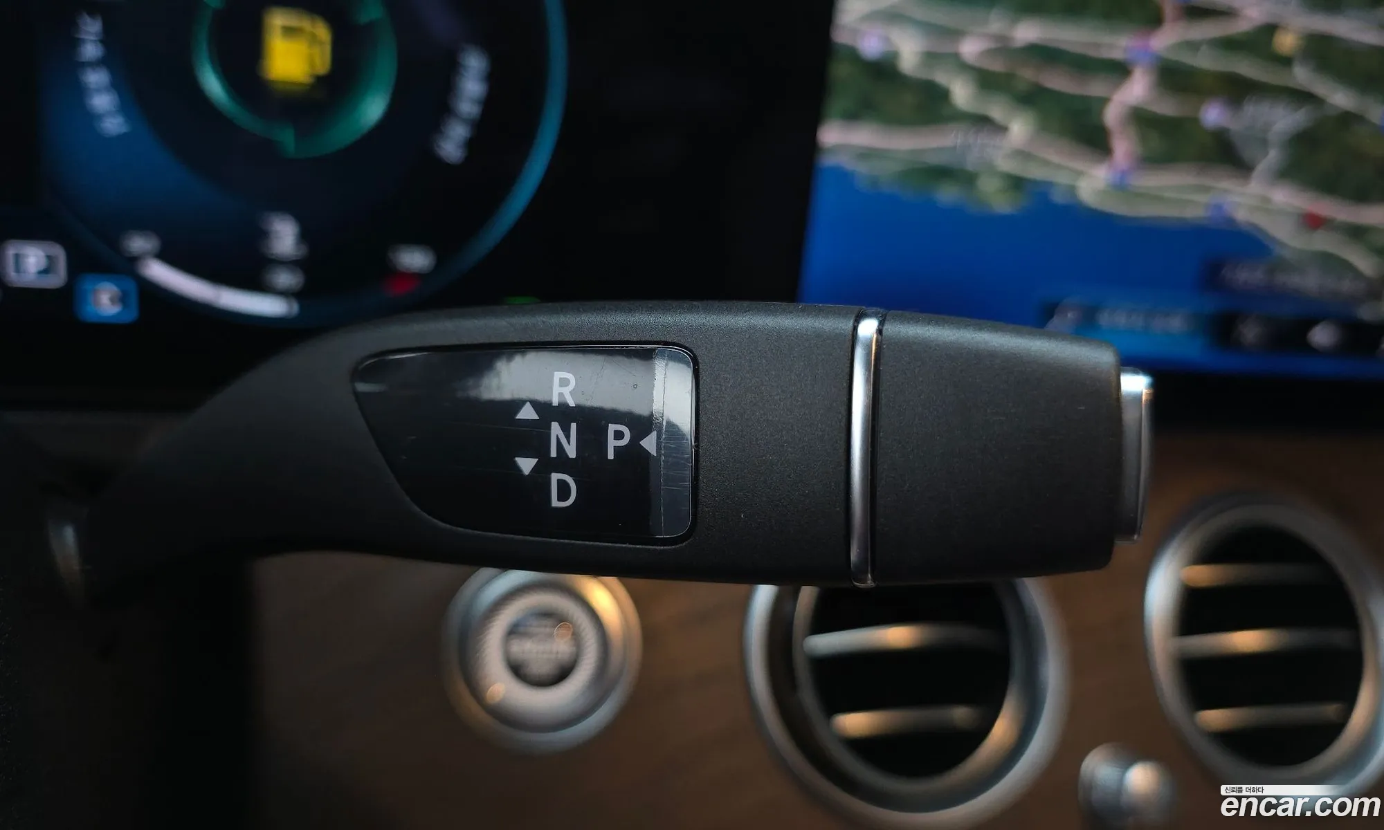 Mercedes-Benz E-Class W213 2022 — 23