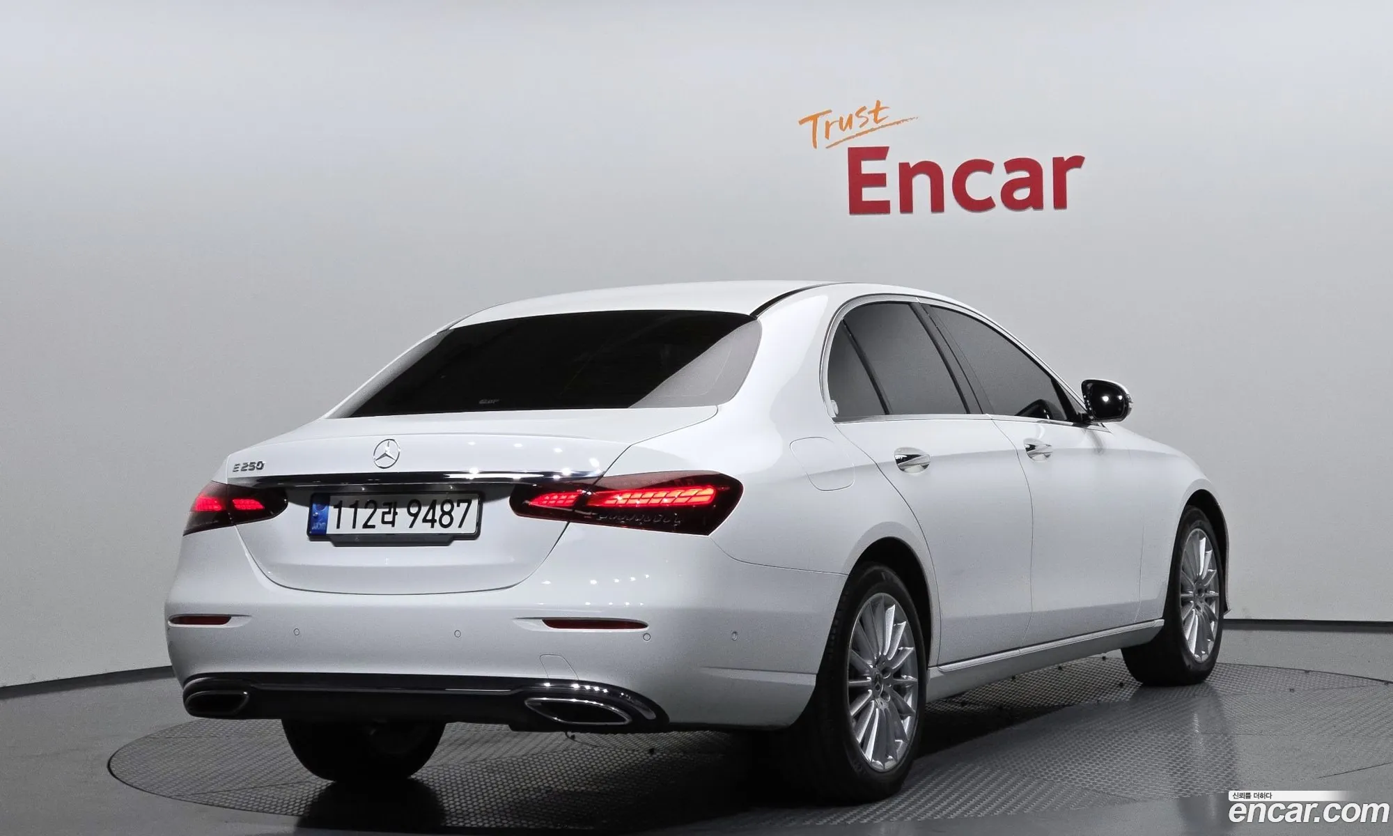 Mercedes-Benz E-Class W213 2022 — 8