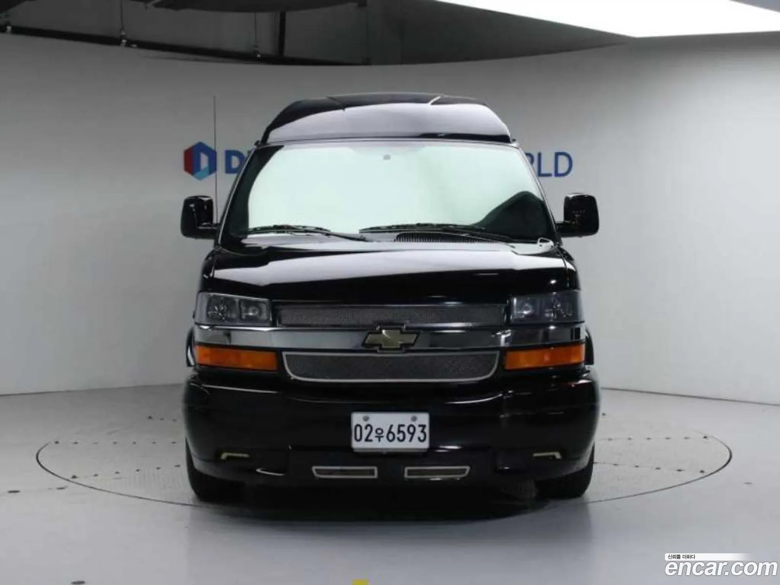 Chevrolet Express Van 2018 — 3