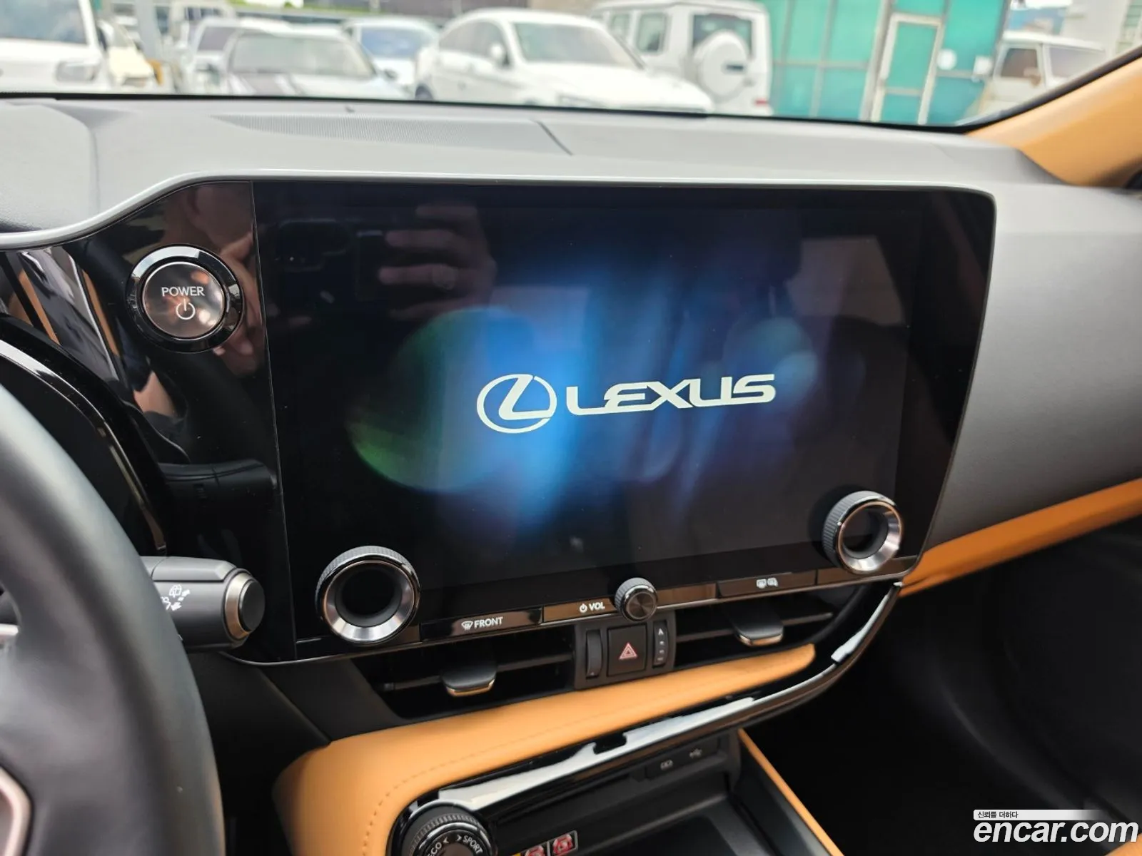 Lexus NX350h 2025 — 9