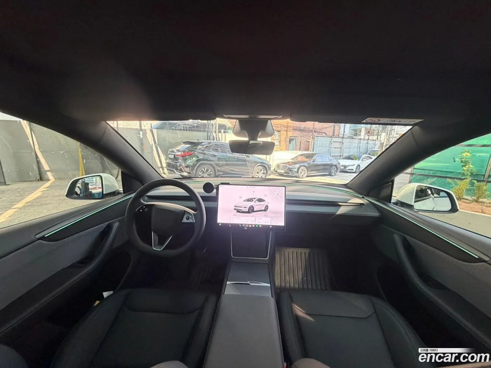 Tesla Model Y 2026 — 2