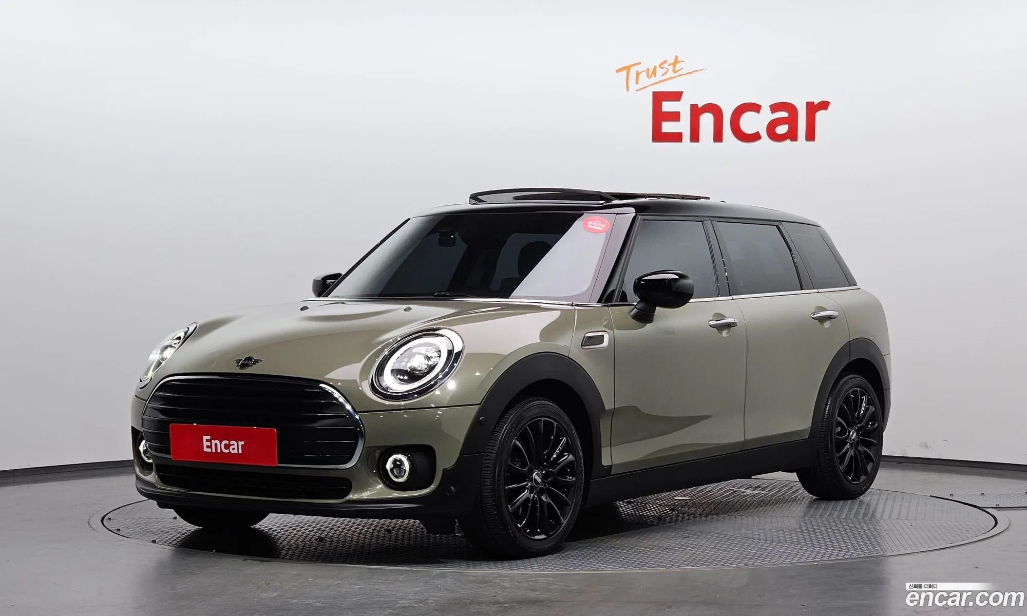 Mini Cooper Clubman 2019 — 17