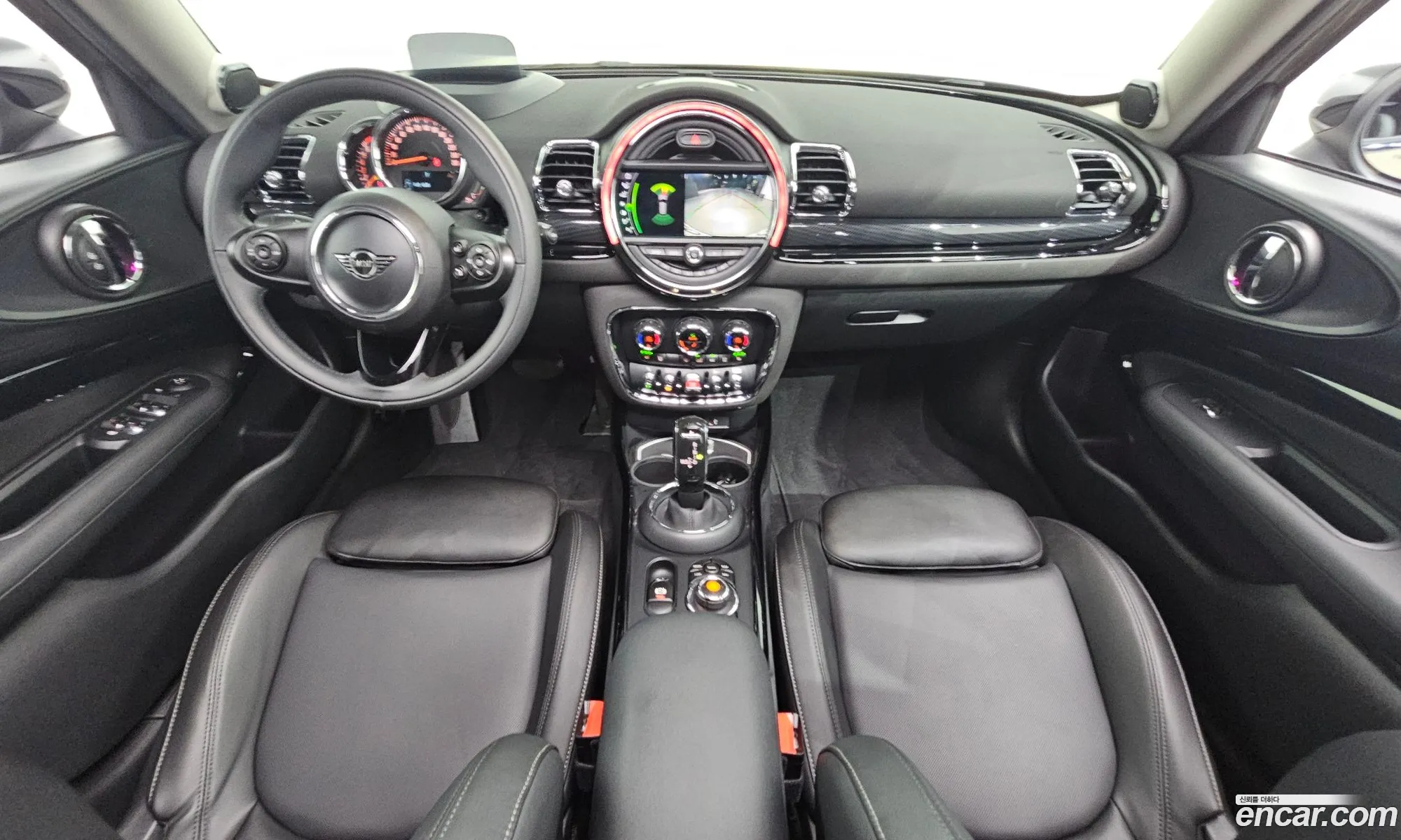 Mini Cooper Clubman 2019 — 16