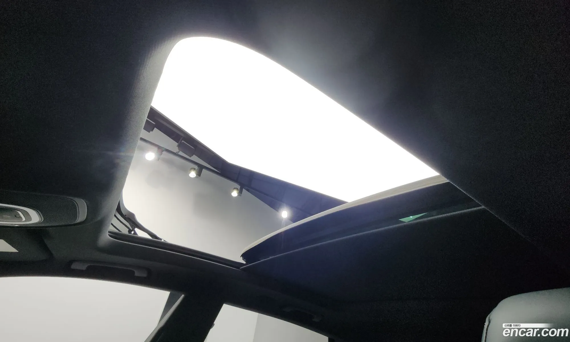 Audi Q8 2021 WAUZZZF13ND003439 — 16