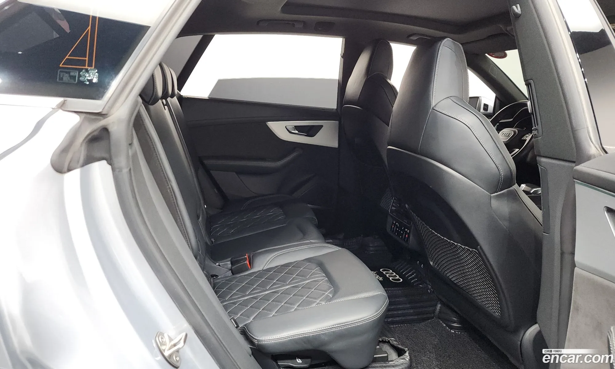Audi Q8 2021 WAUZZZF13ND003439 — 7