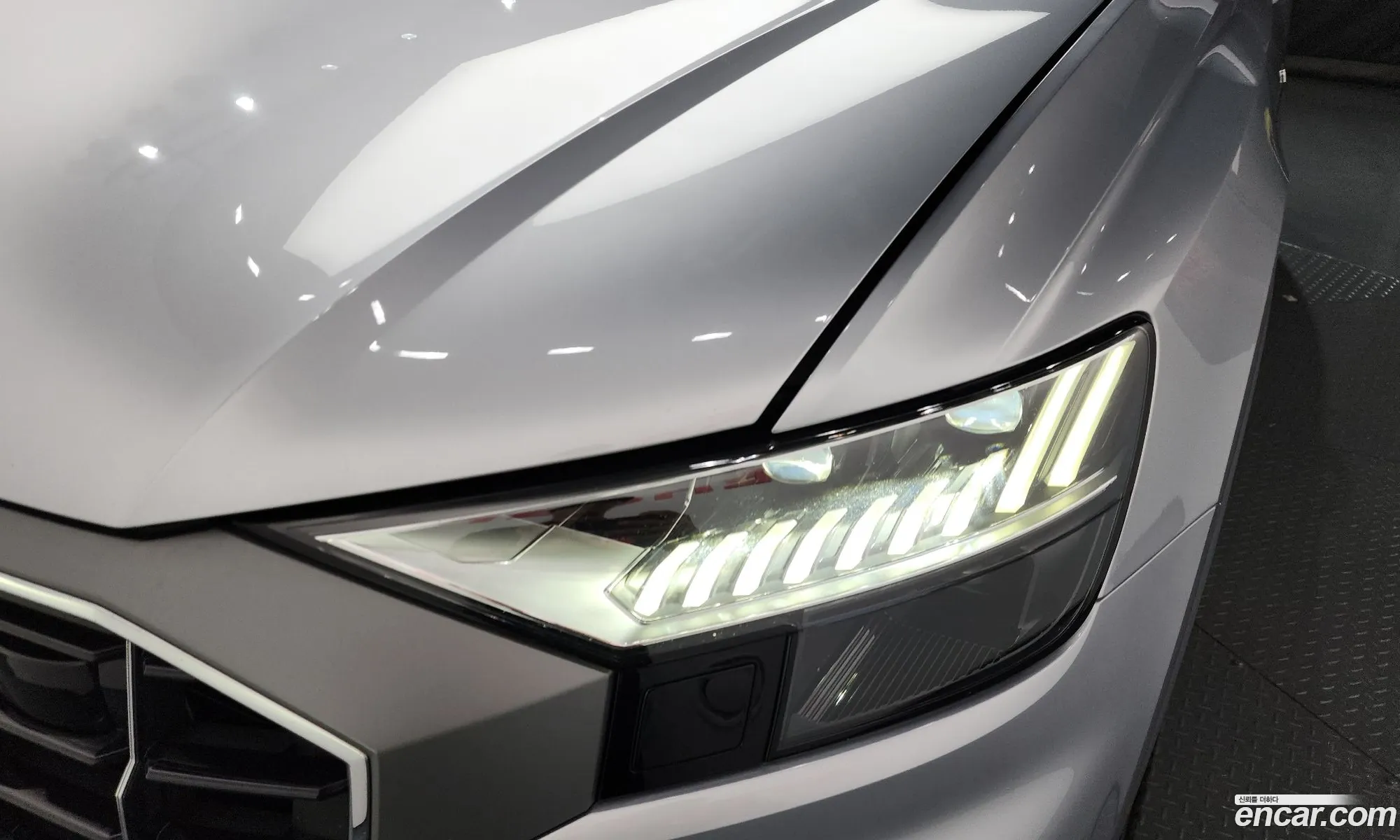 Audi Q8 2021 WAUZZZF13ND003439 — 26