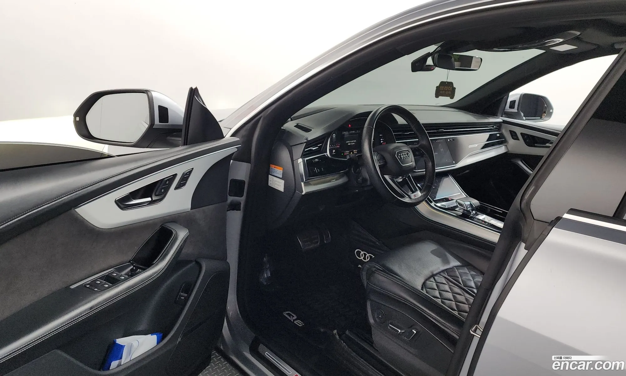 Audi Q8 2021 WAUZZZF13ND003439 — 5