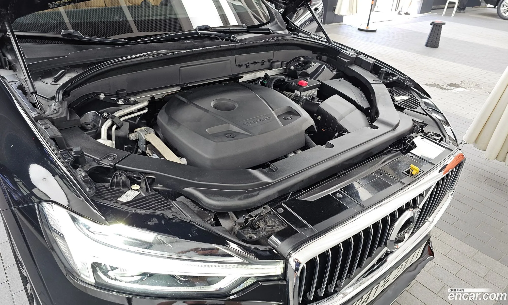 Volvo XC60 2020 YV1UZA22CL1464456 — 12