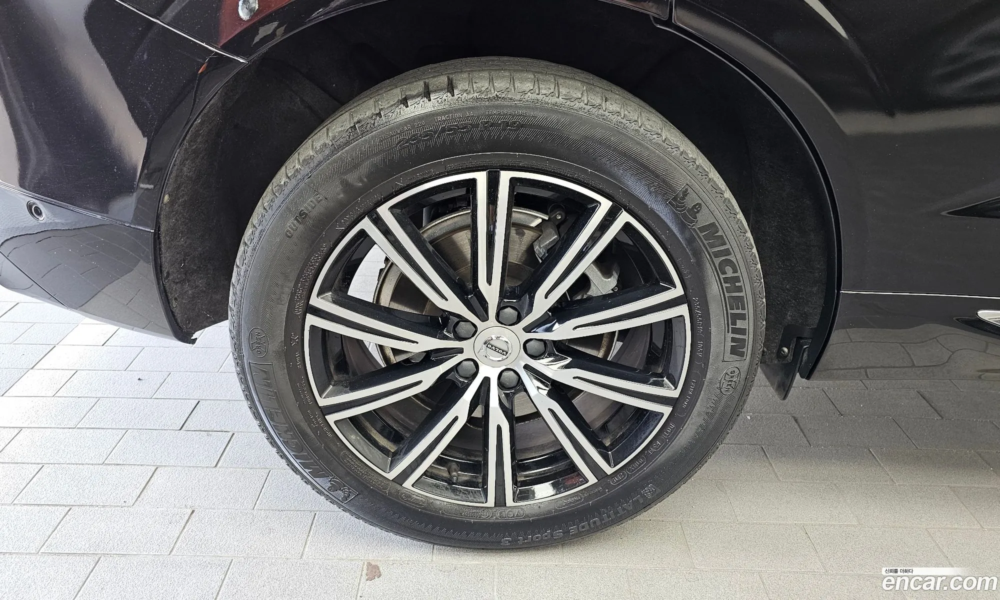 Volvo XC60 2020 YV1UZA22CL1464456 — 20