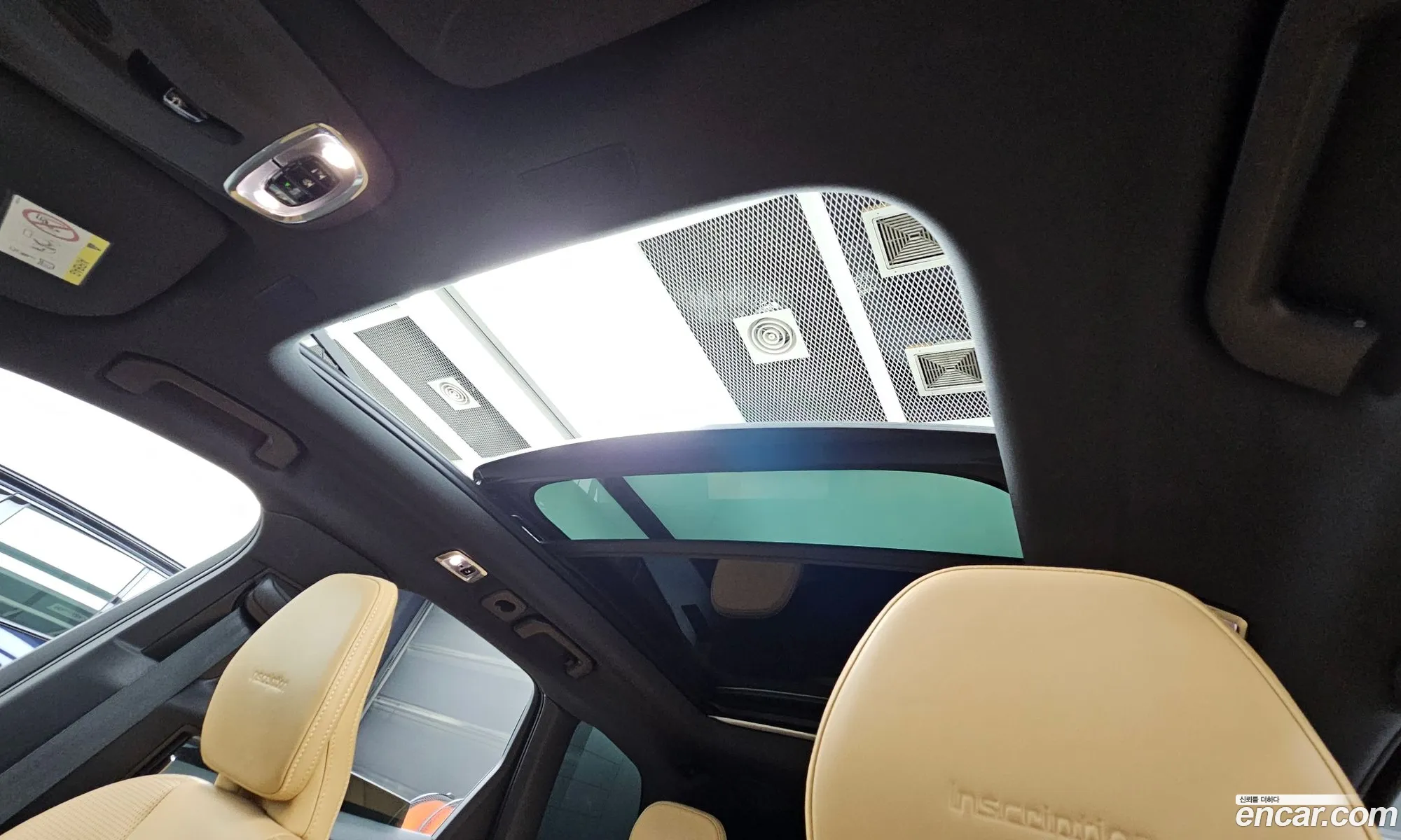 Volvo XC60 2020 YV1UZA22CL1464456 — 15