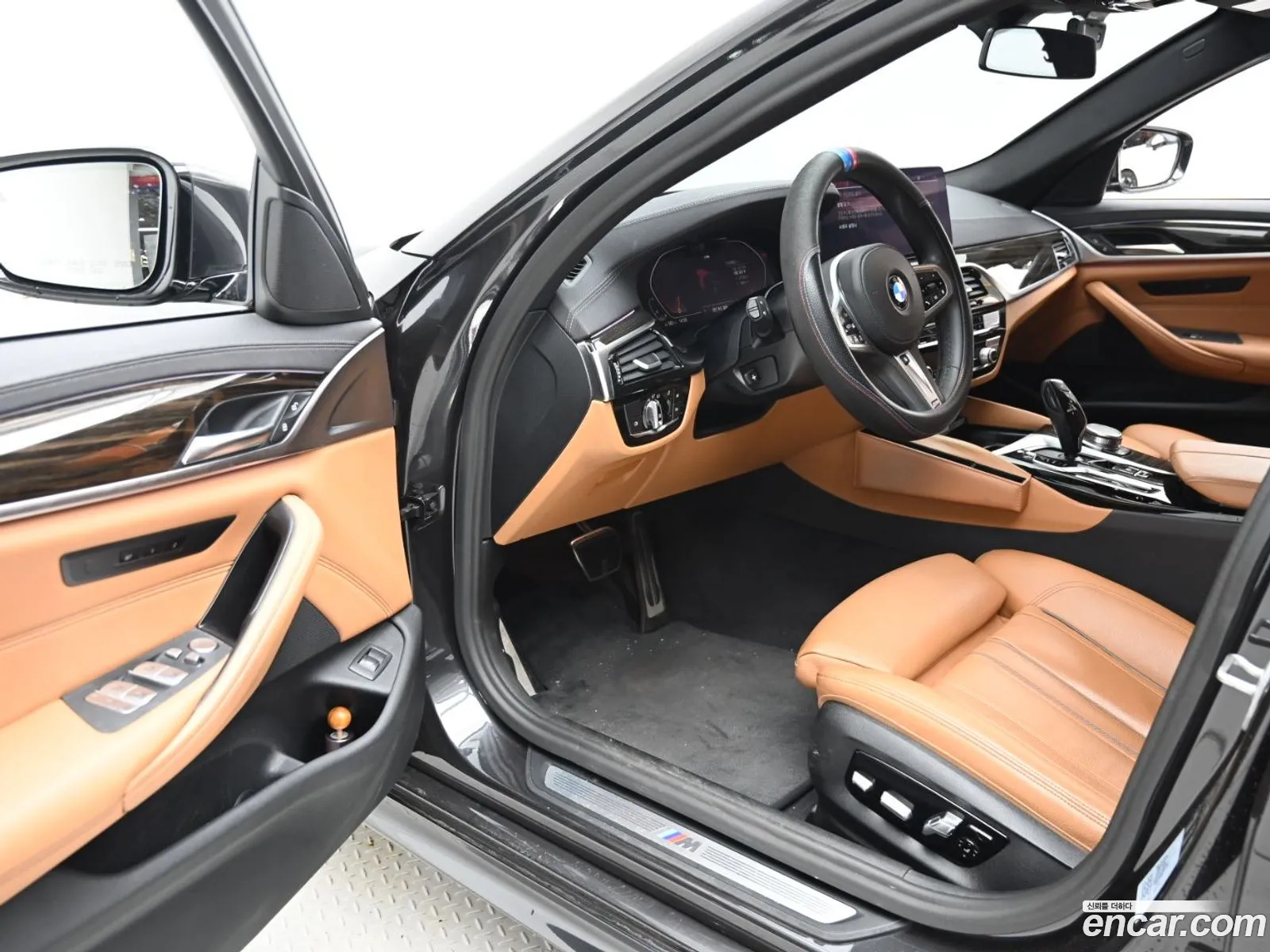BMW 5 Series 2020 WBA11BH04MCF28811 — 2