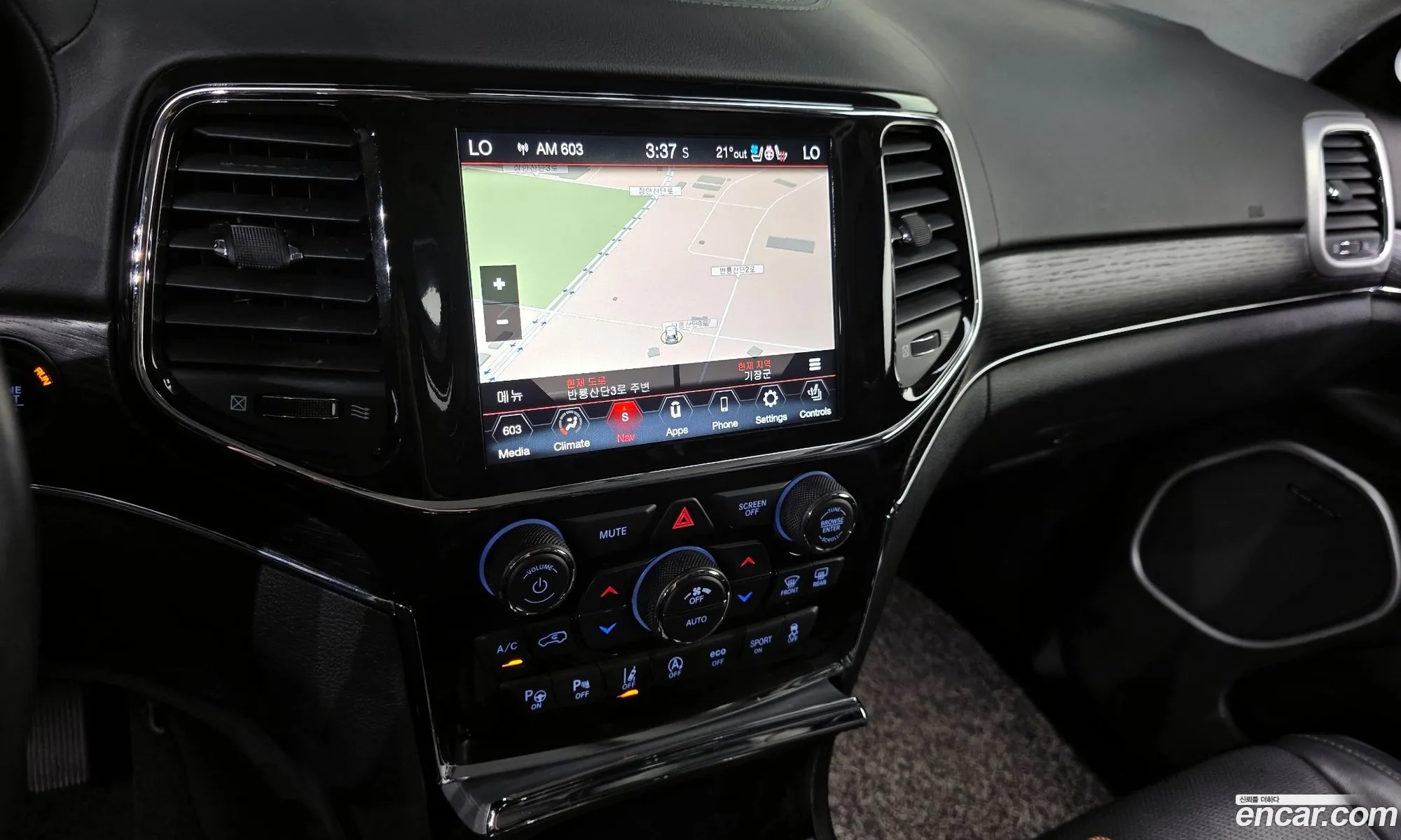Jeep Grand Cherokee 2021 — 27
