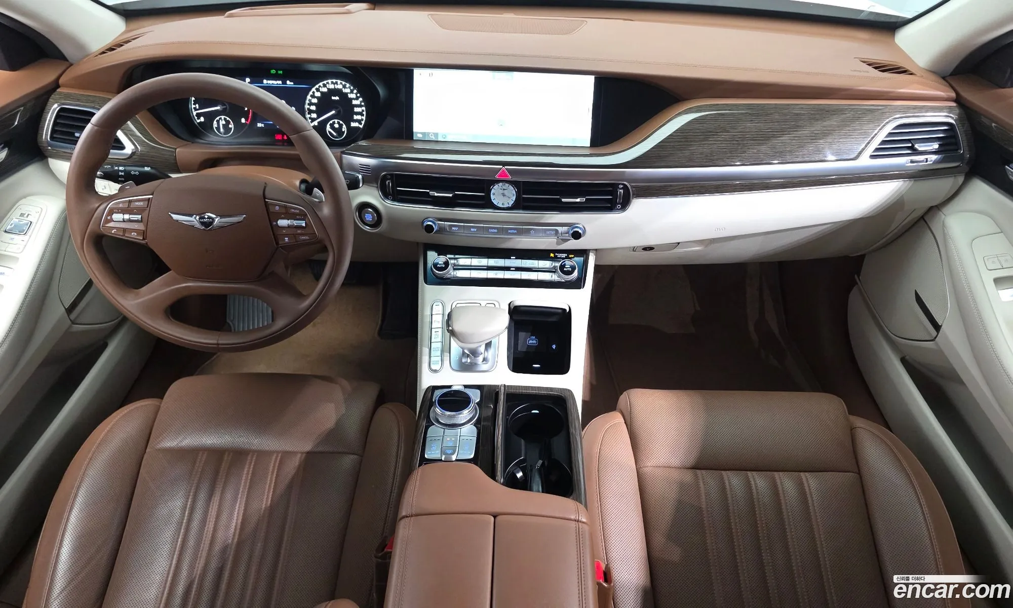 Genesis G90 2020 — 2