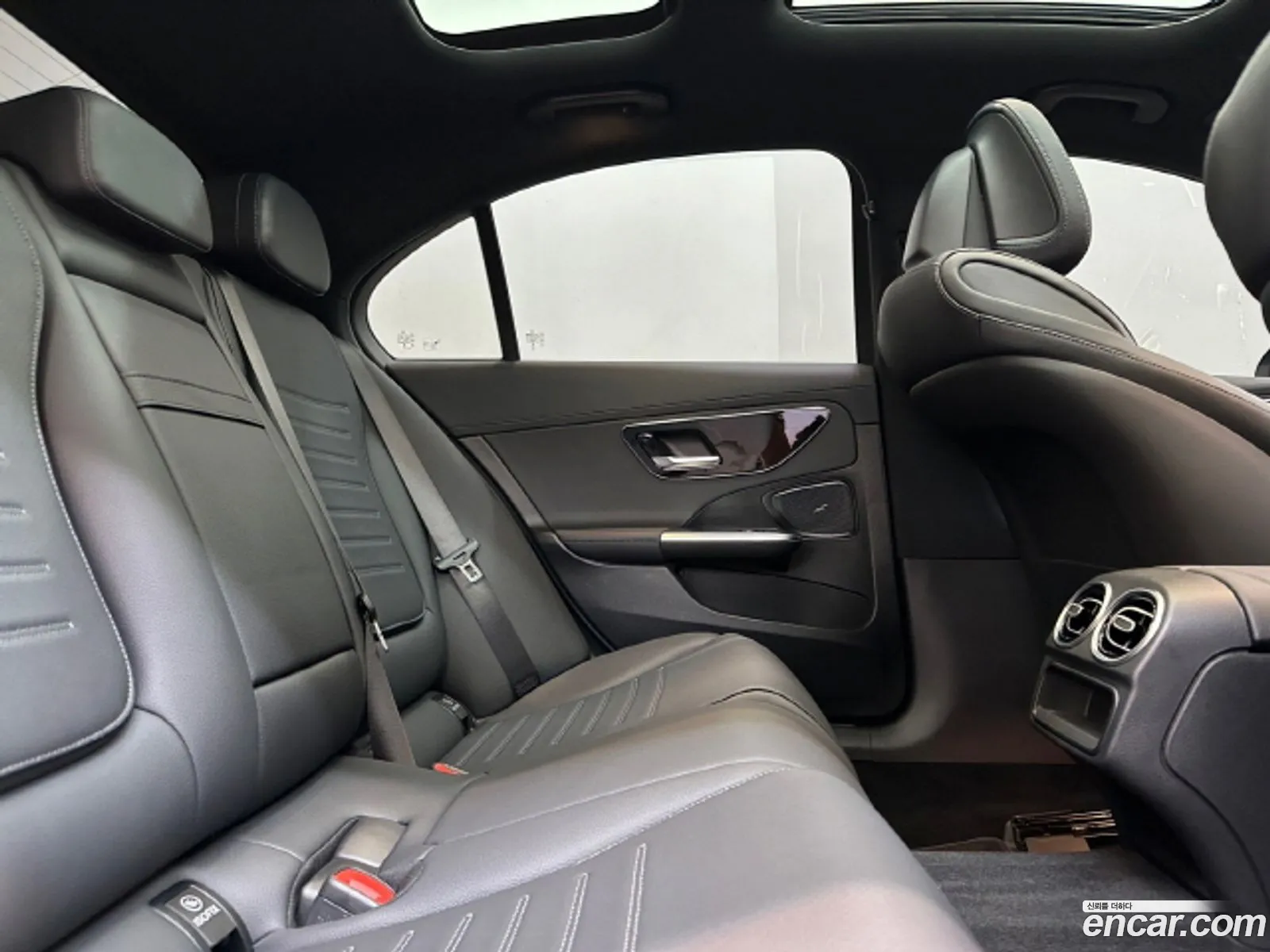 Mercedes-Benz C-Class W206 2023 — 11