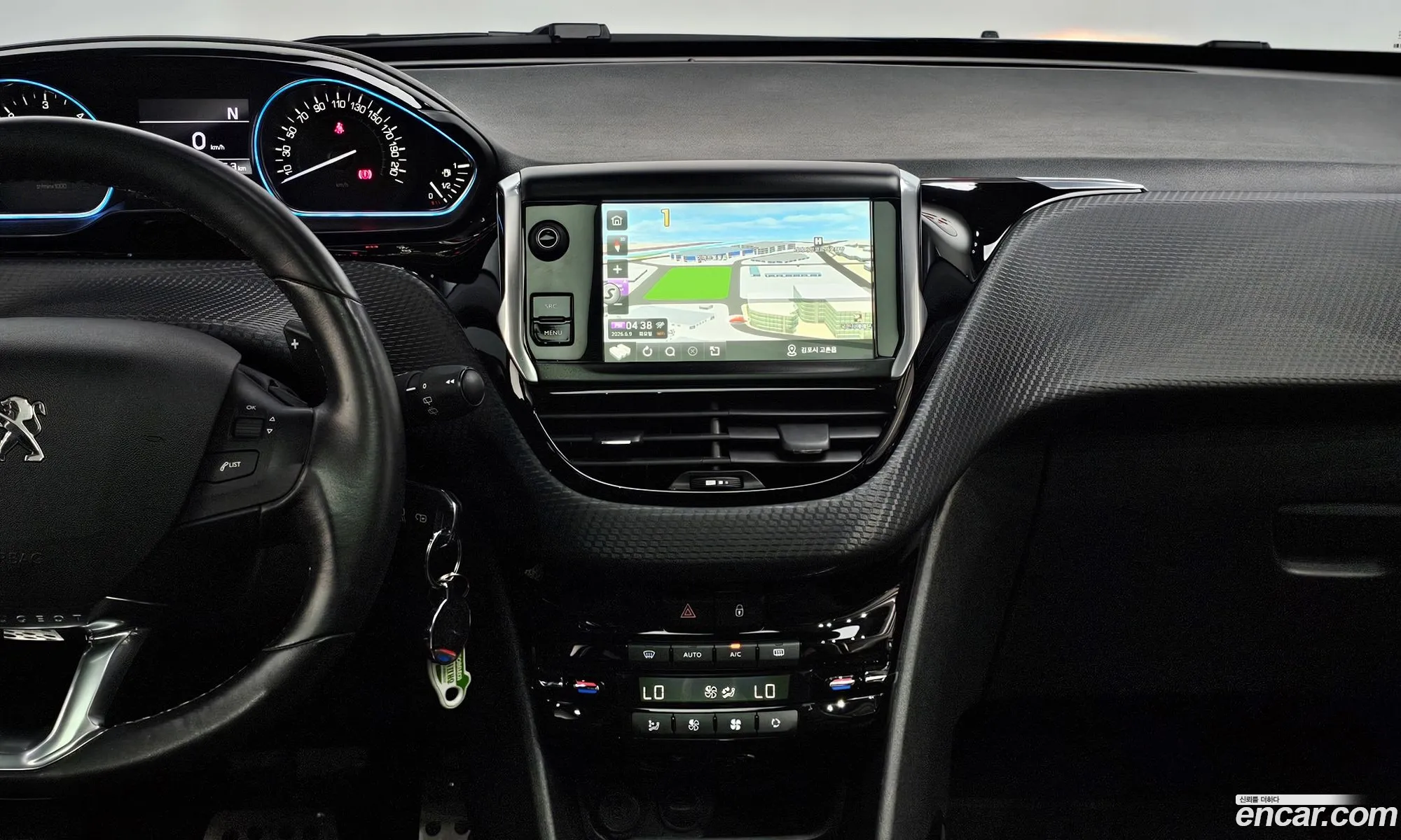 Peugeot 2008 2017 VF3CUBHYMHY001479 — 11