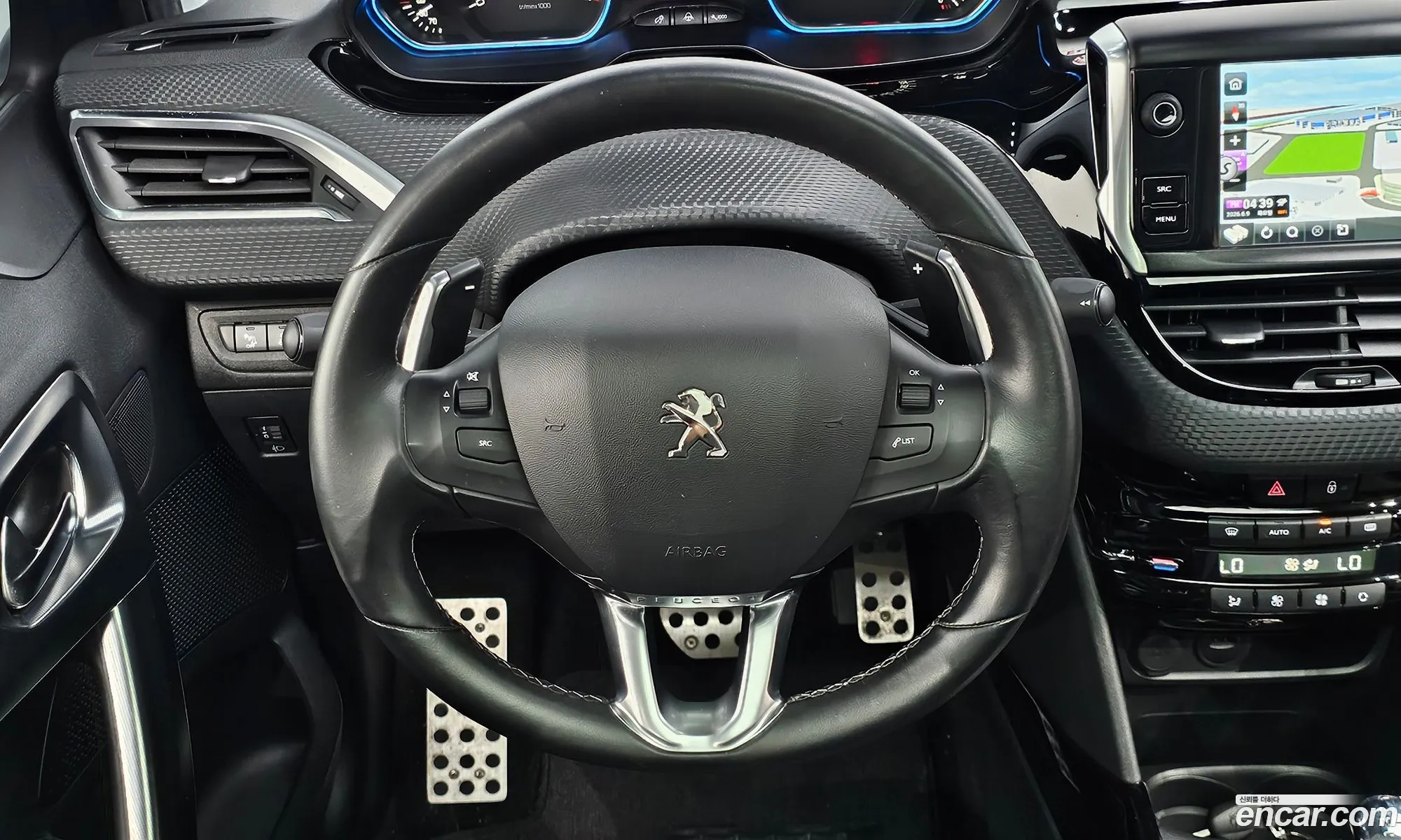 Peugeot 2008 2017 VF3CUBHYMHY001479 — 12