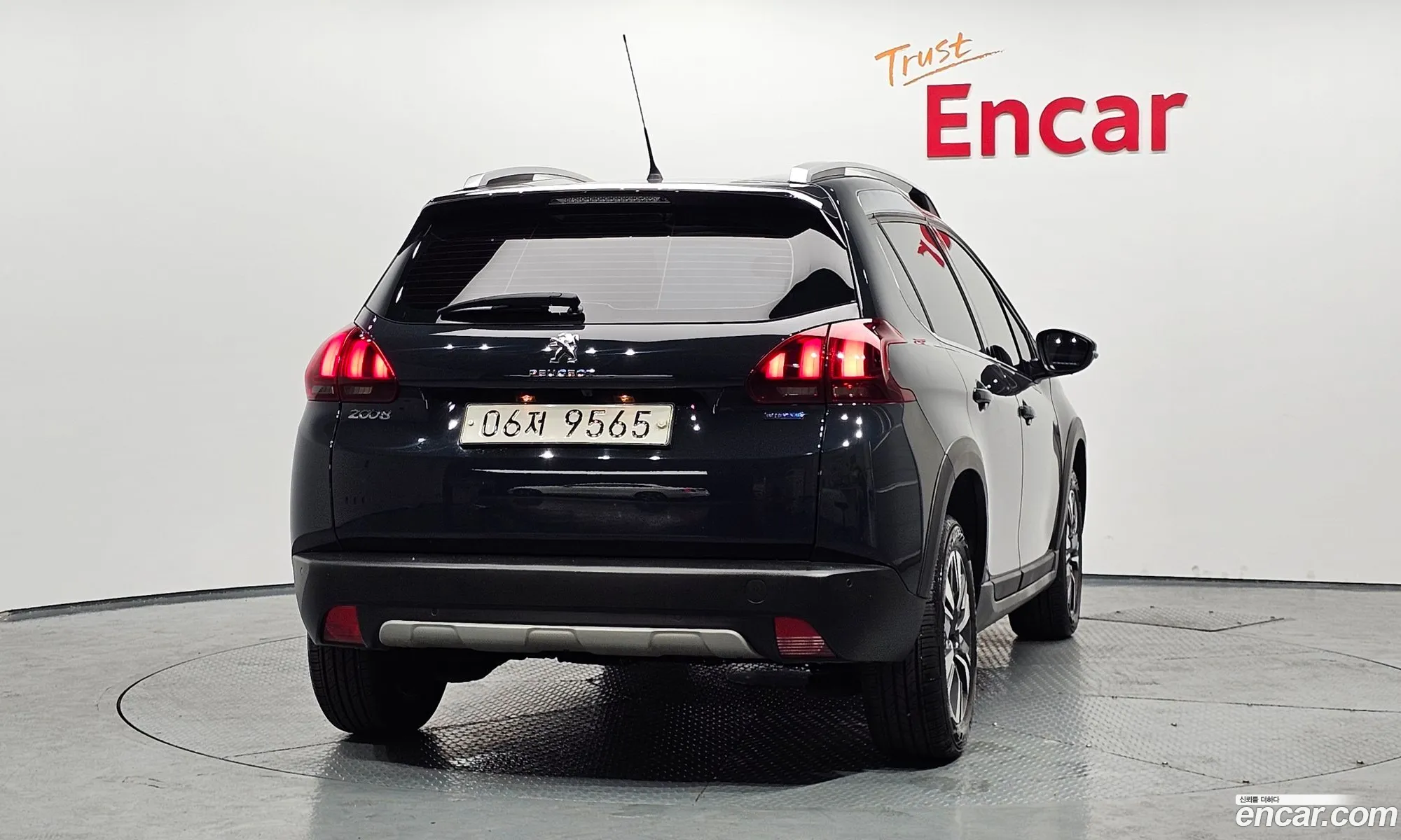 Peugeot 2008 2017 VF3CUBHYMHY001479 — 9