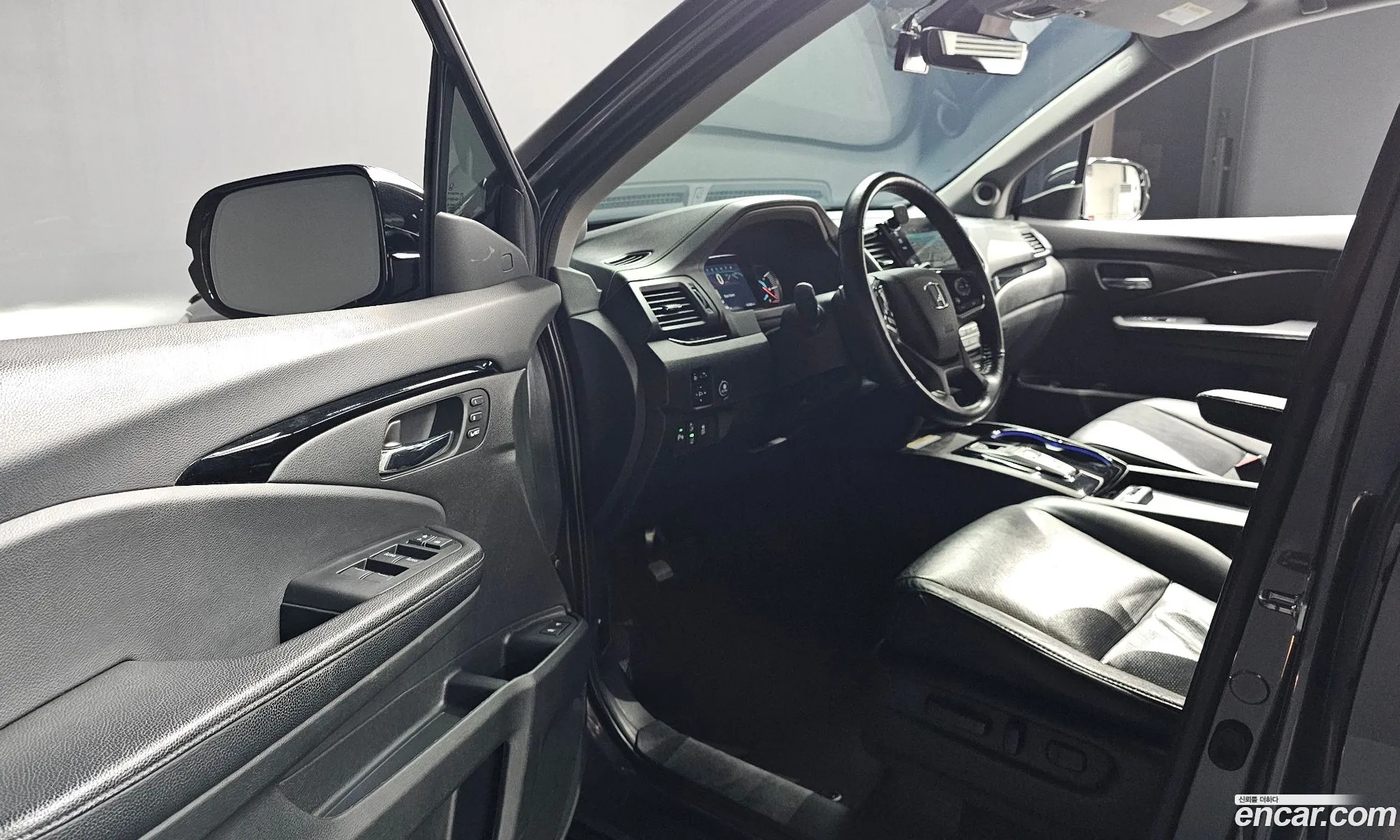 Honda Pilot 2019 5FNYF6800KB201038 — 4