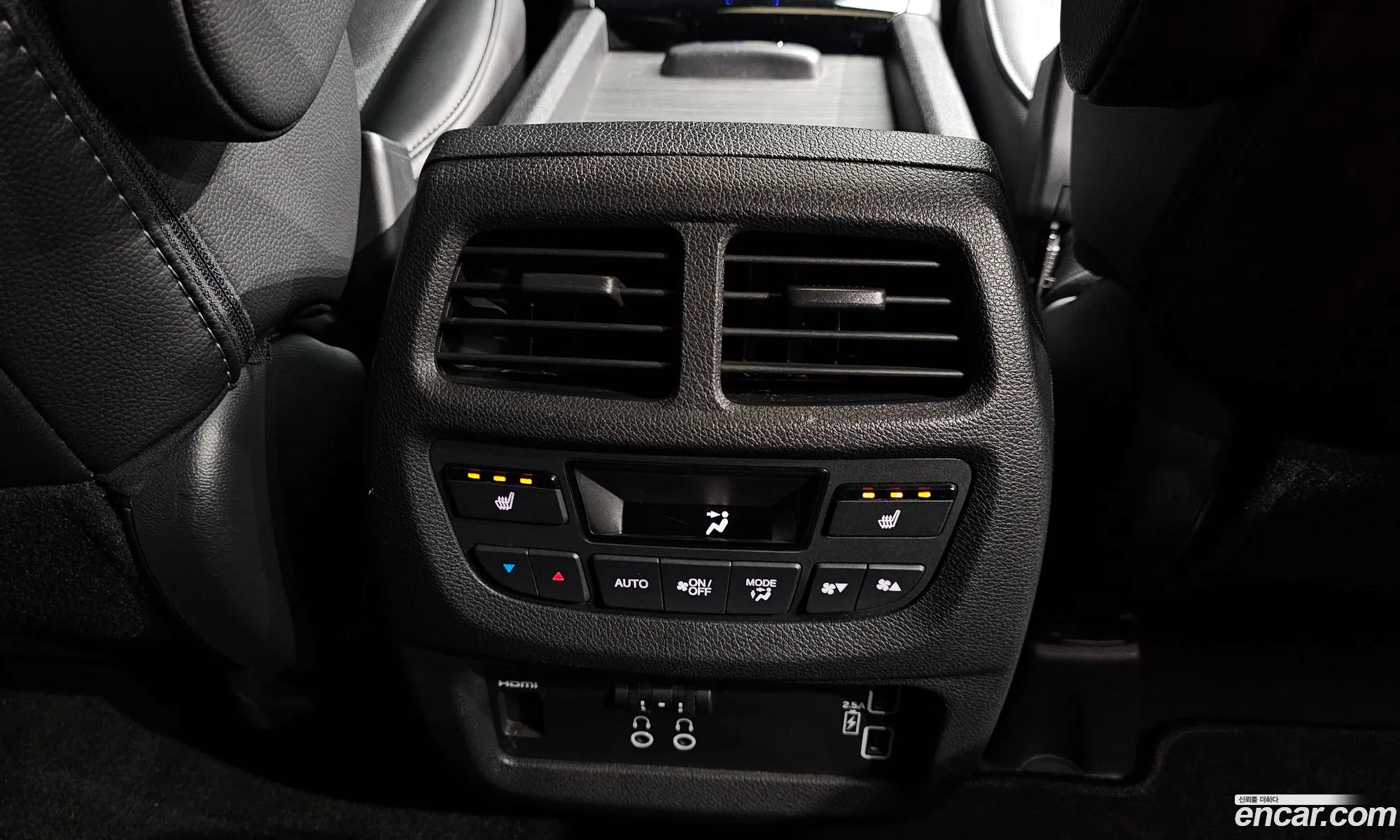 Honda Pilot 2019 5FNYF6800KB201038 — 10