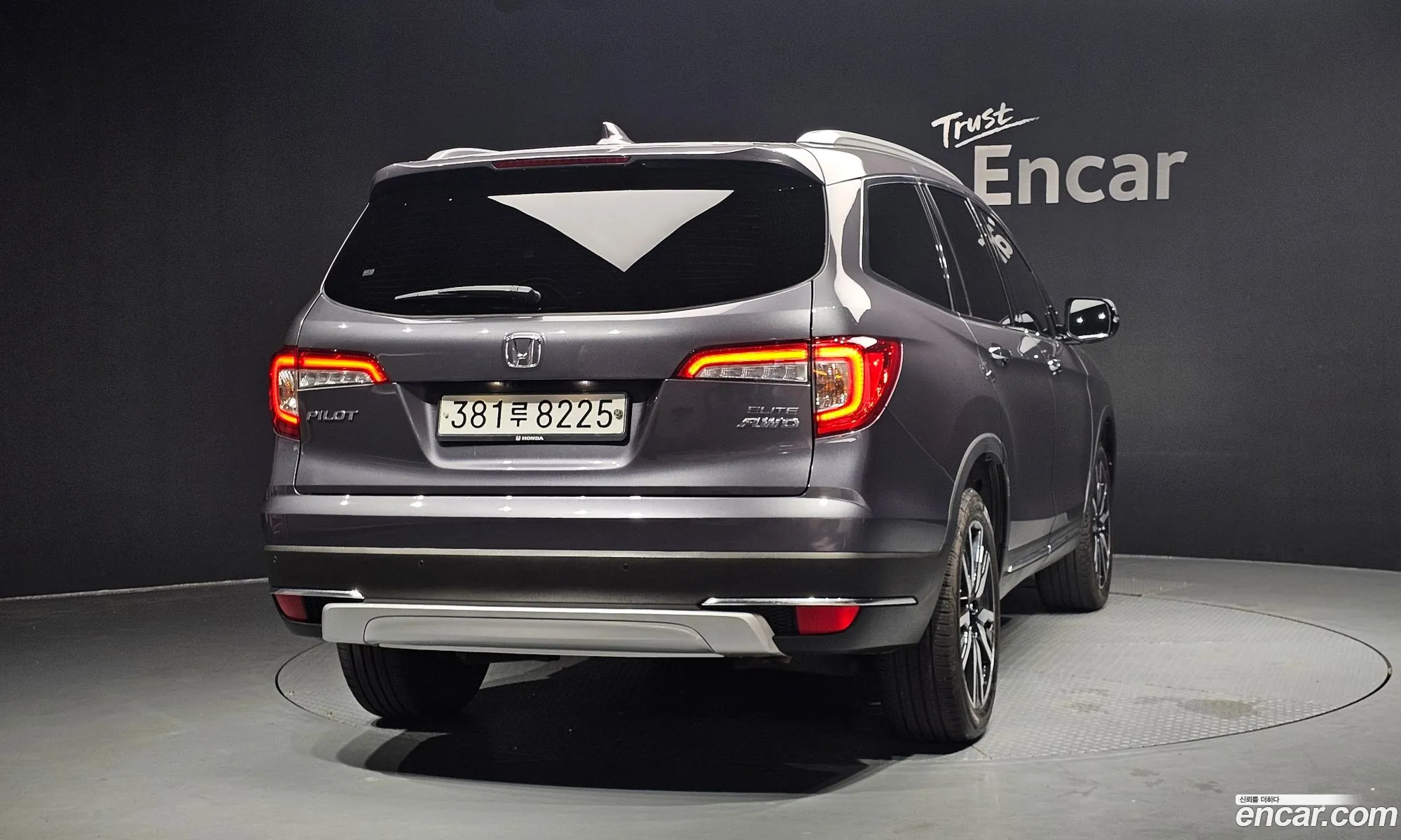 Honda Pilot 2019 5FNYF6800KB201038 — 16