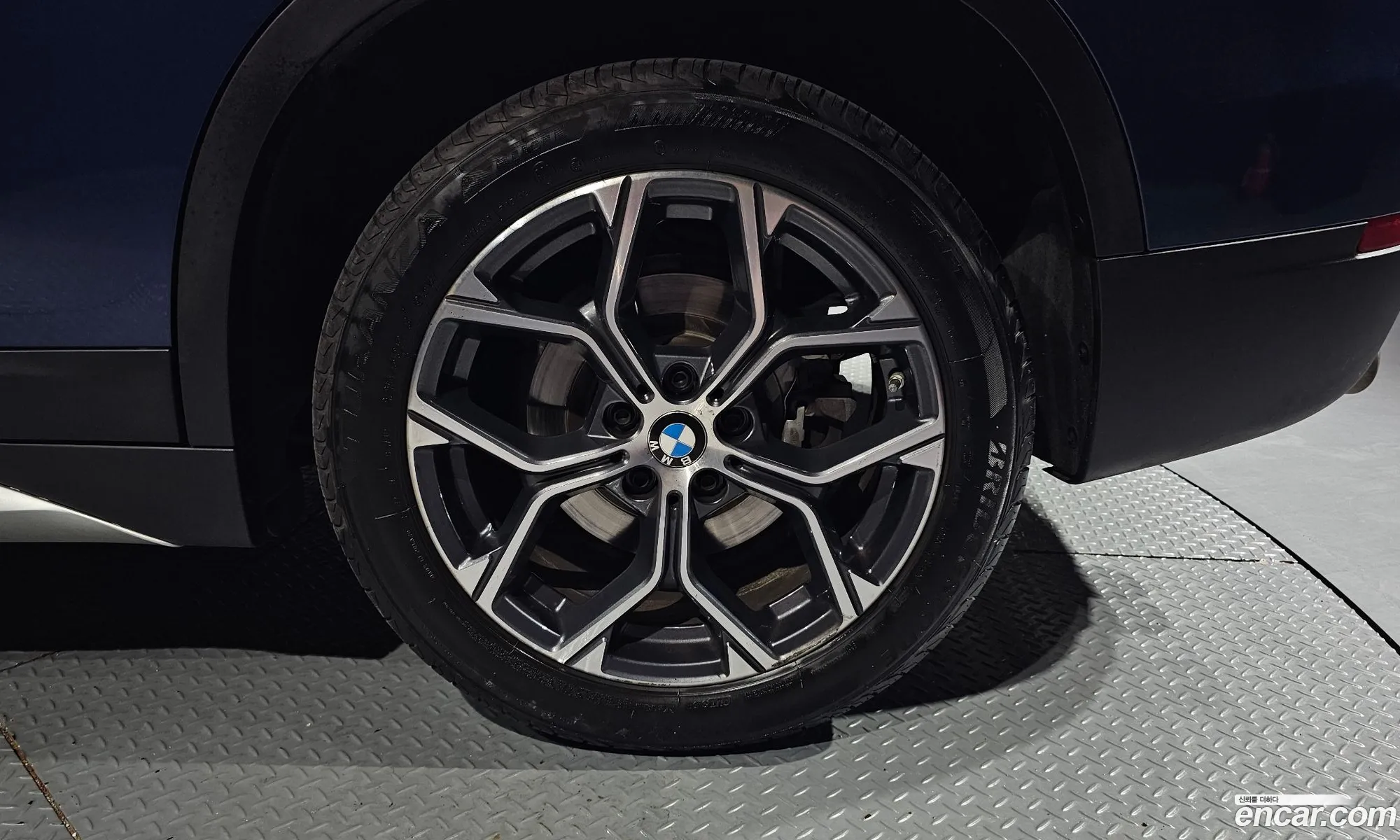 BMW X1 2021 — 18