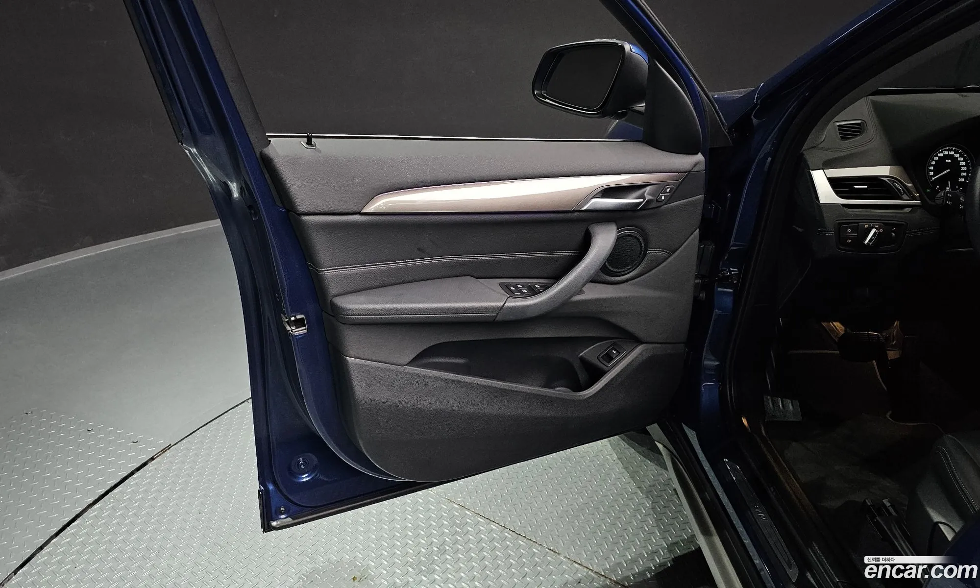 BMW X1 2021 — 17