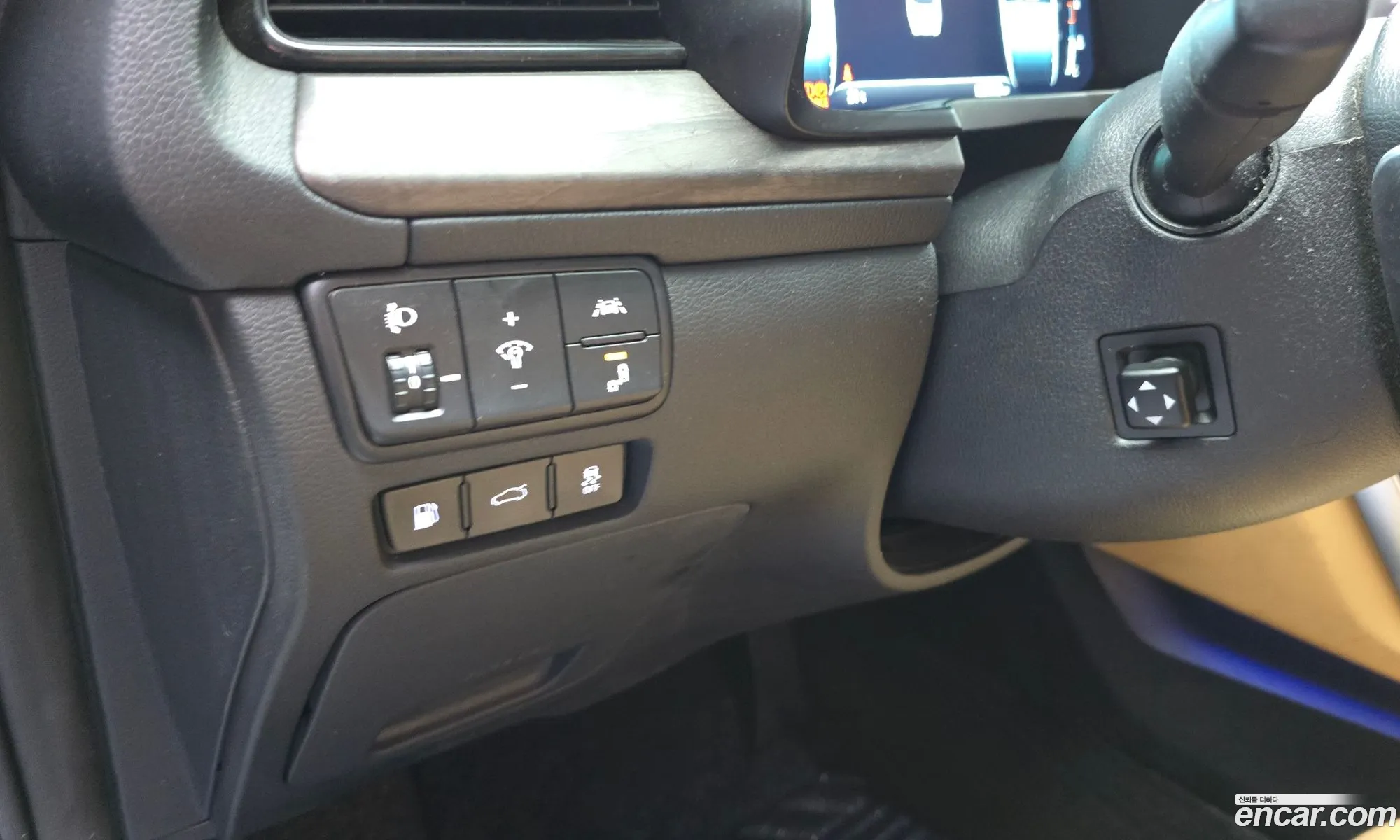 Kia K7 Premier 2020 KNALD416BLA228528 — 18