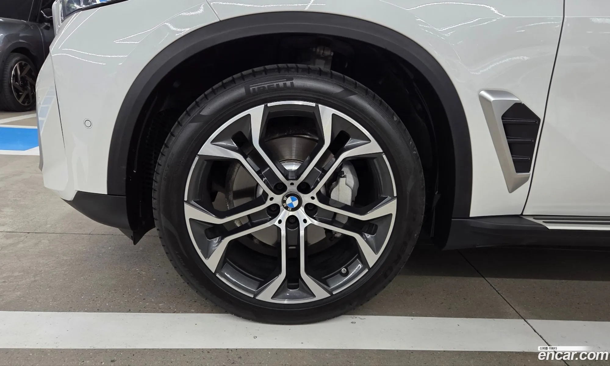 BMW X5 2025 — 7