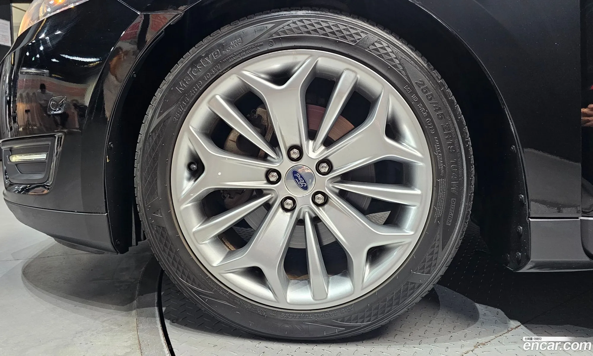 Ford Taurus 2016 1FAHP2F90GG137432 — 9