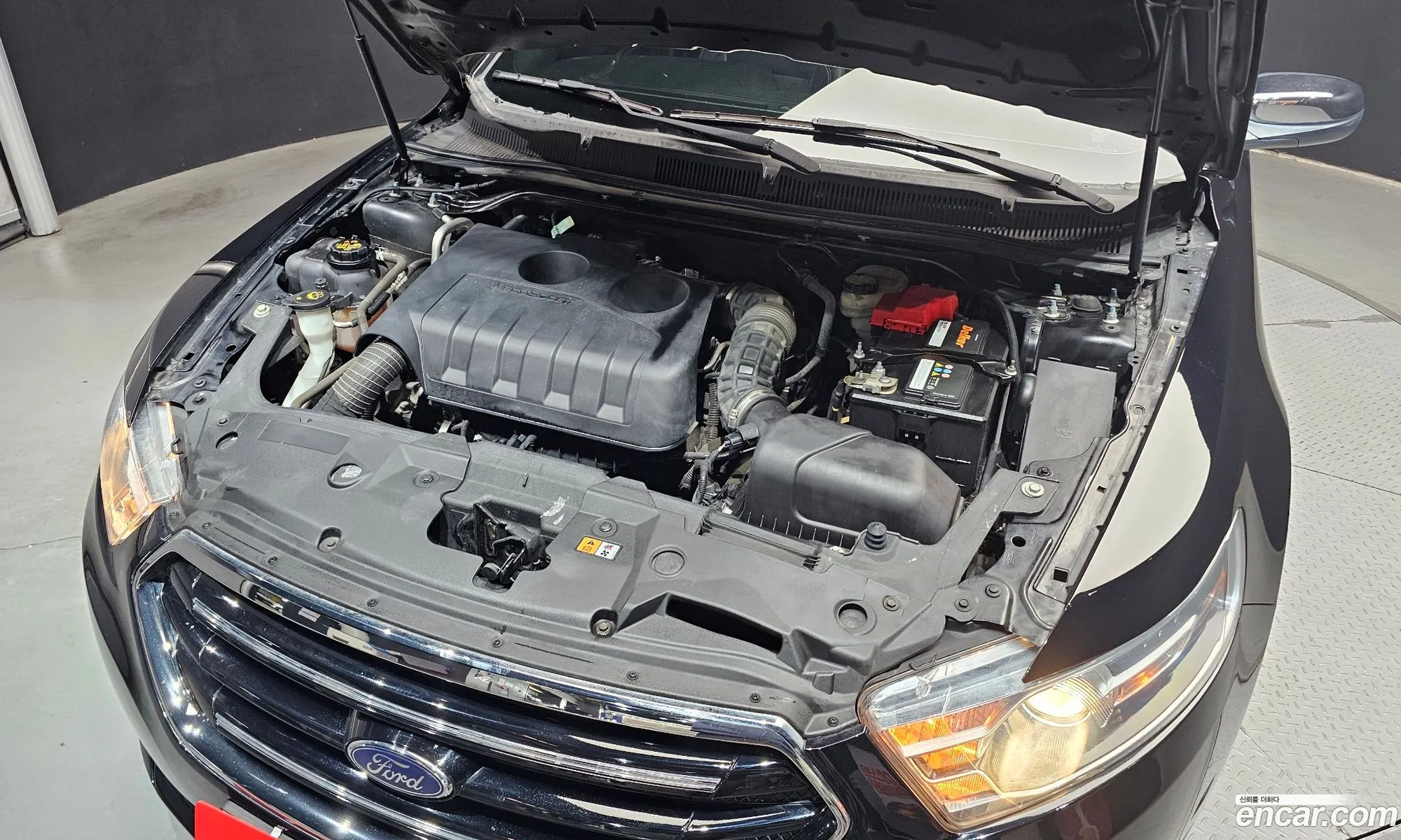 Ford Taurus
