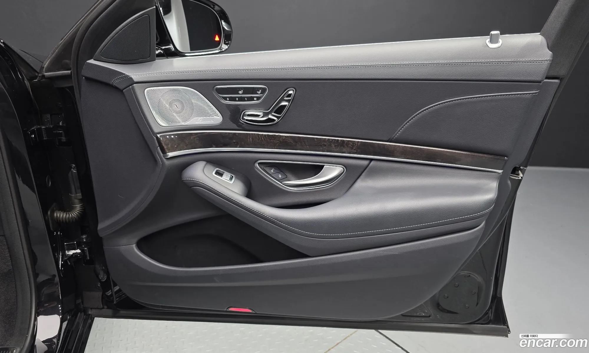 Mercedes-Benz S-Class W222 2017 — 13