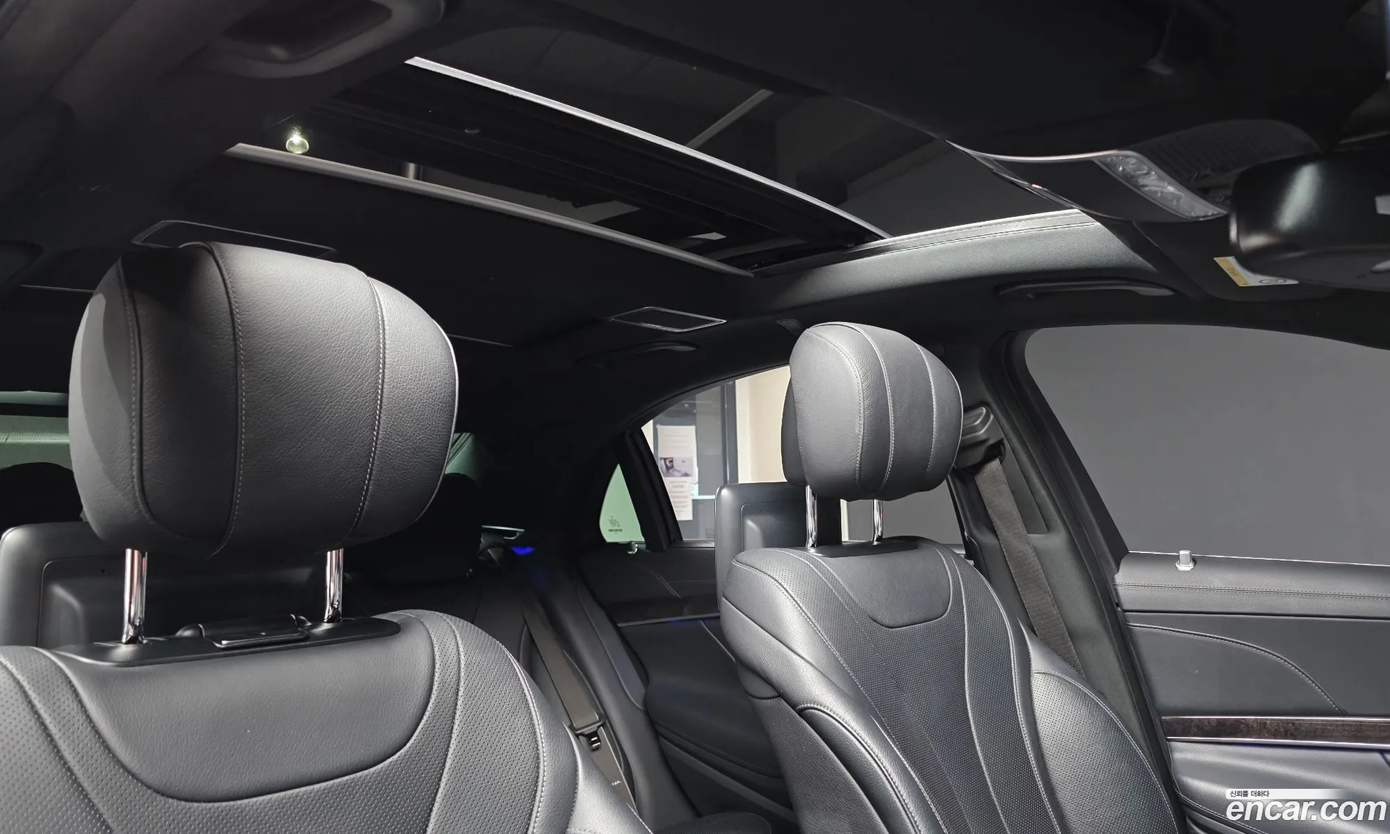 Mercedes-Benz S-Class W222 2017 — 34