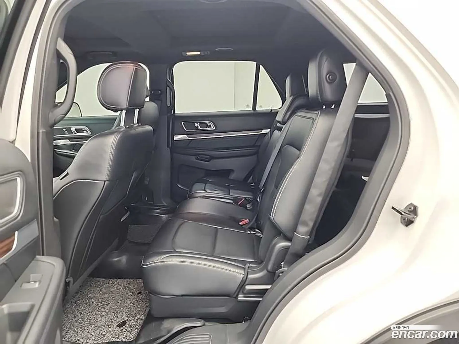 Ford Explorer 2016 — 2