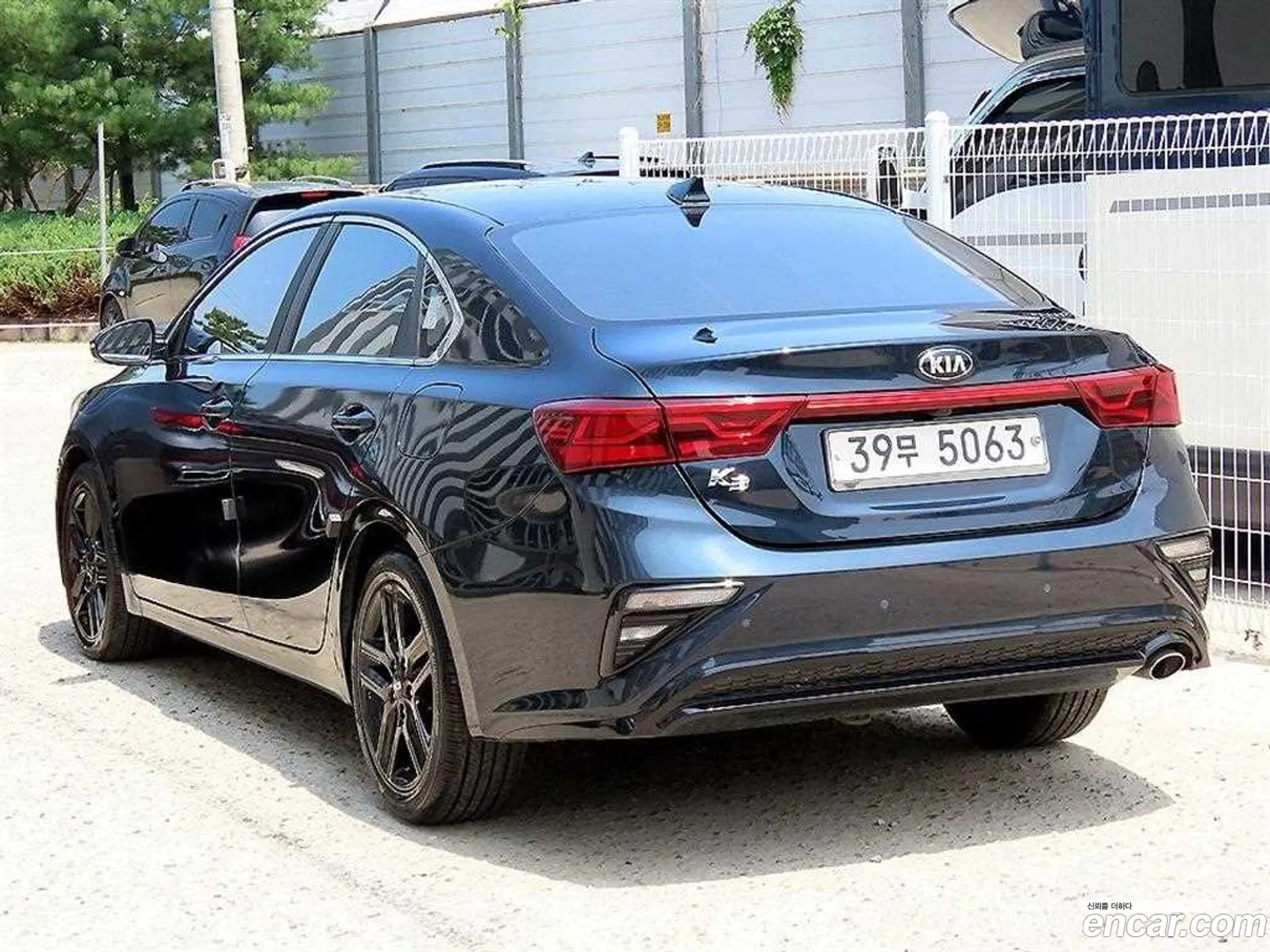 Kia K3 2019 — 16