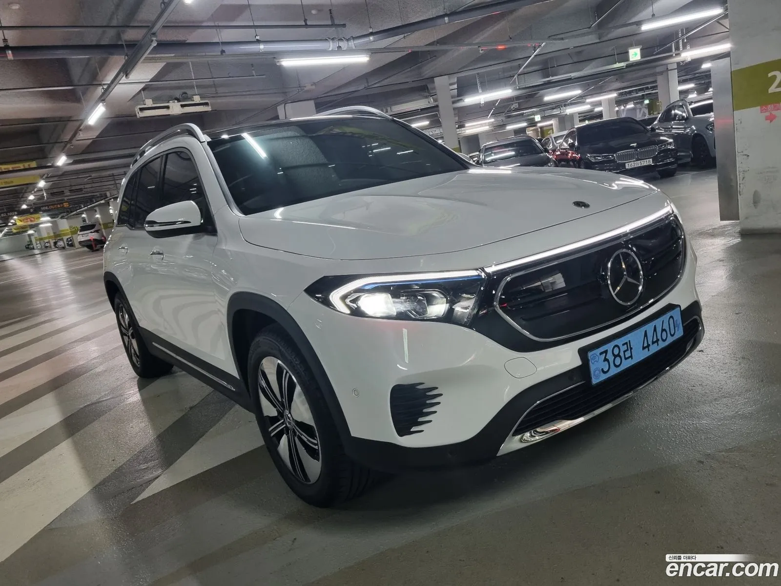 Mercedes-Benz EQB X243 2024 — 14